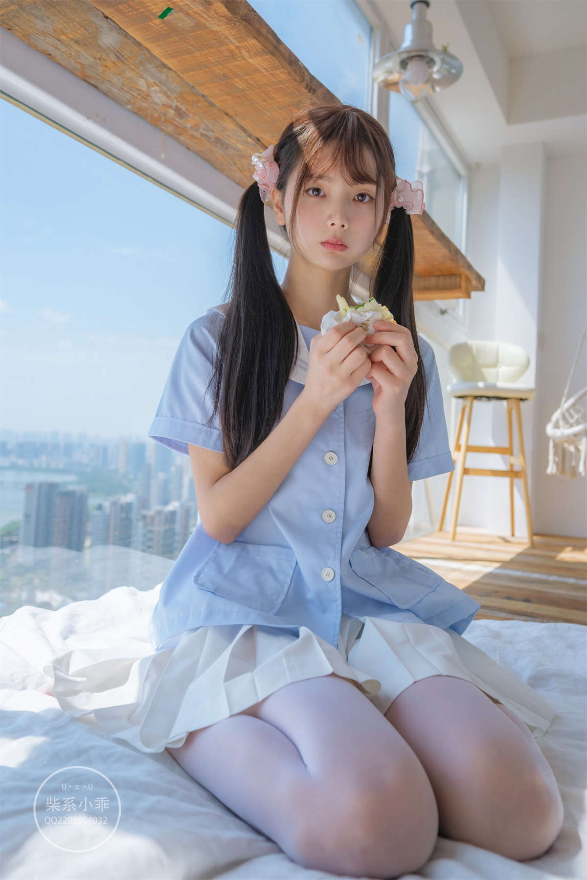 柴系小乖(稚乖画册) 晴空 白丝双马尾-日更街拍