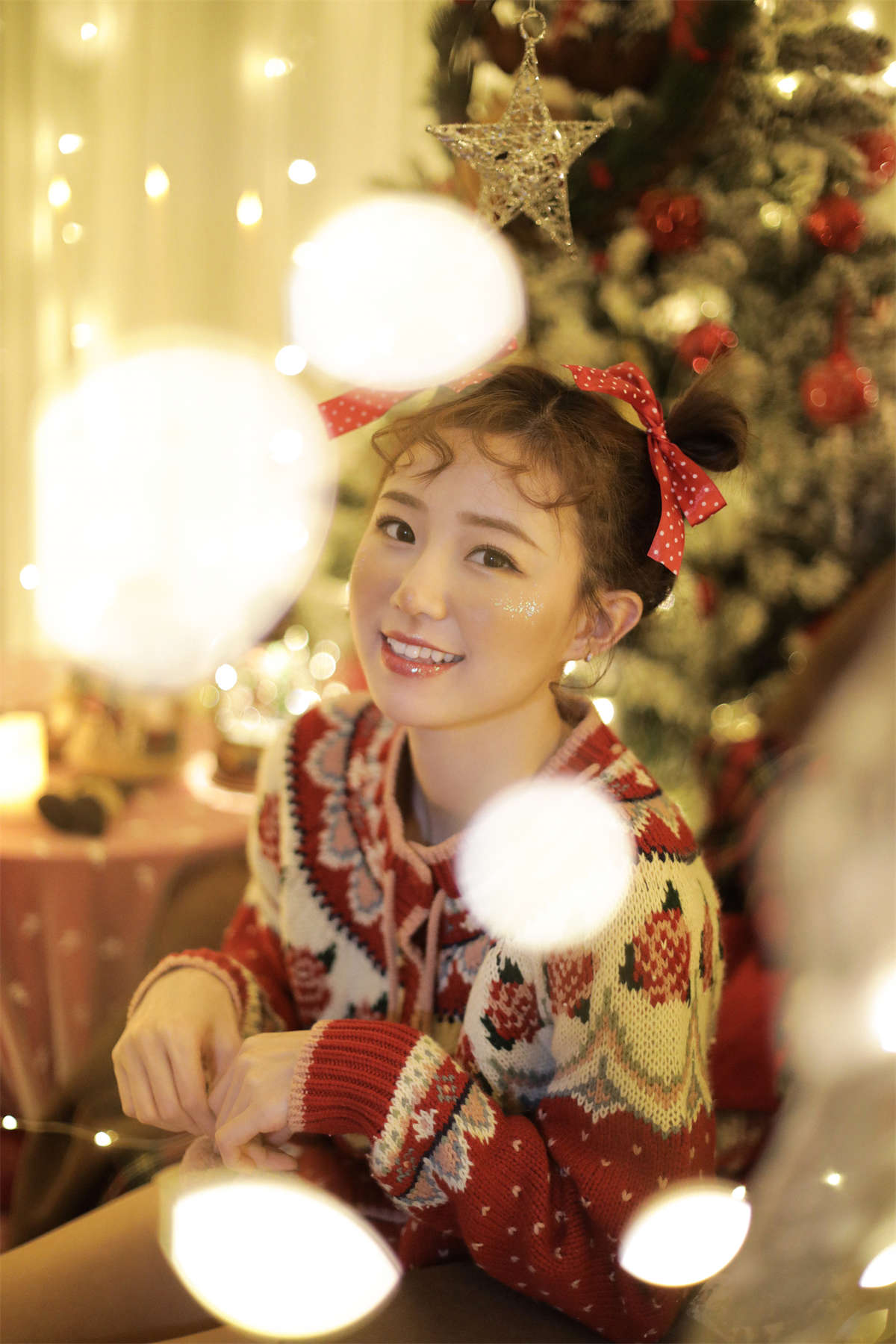 YITUYU艺图语 2022.09.04 你的圣诞小精灵 宝儿-日更街拍