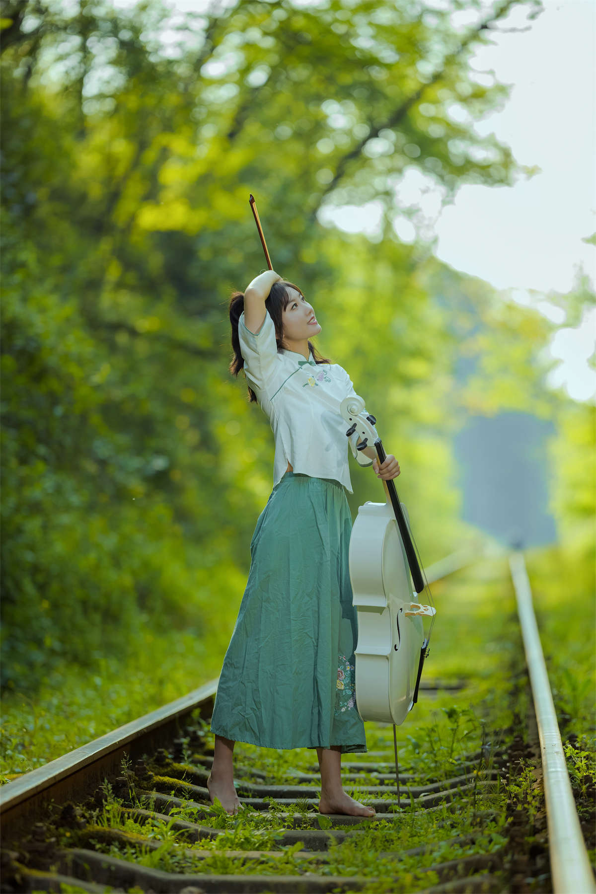 YITUYU艺图语 2023.06.07 铁路人像 莎莎插图1