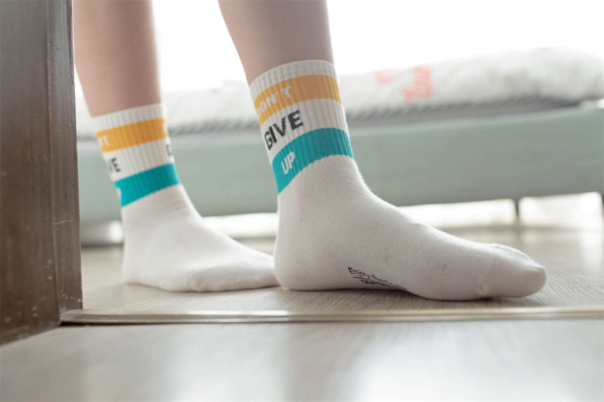 图片[2]-MZSOCK 众筹一季 No.007 美琳-日更街拍