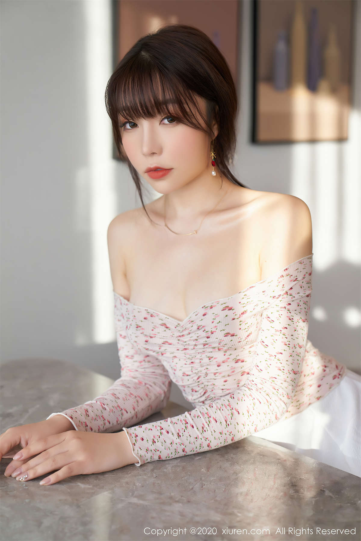 图片[2]-Xiuren秀人网 2020.12.28 NO.2949 芝芝Booty-日更街拍