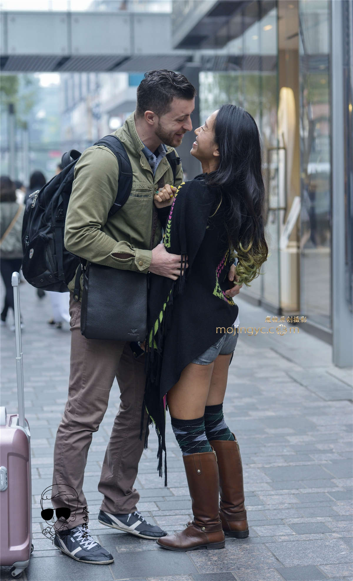 行走中看美臀的魅力-日更街拍