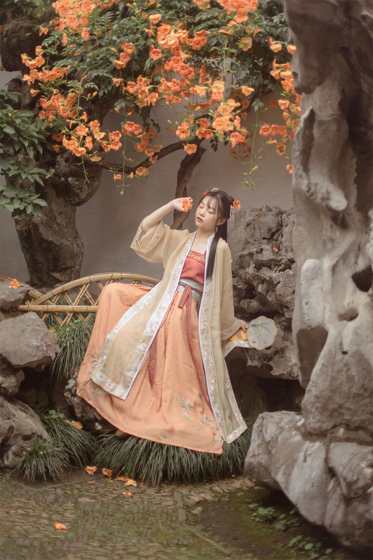 图片[2]-YITUYU艺图语 2022.03.10 凌霄花 安安安格拉-日更街拍