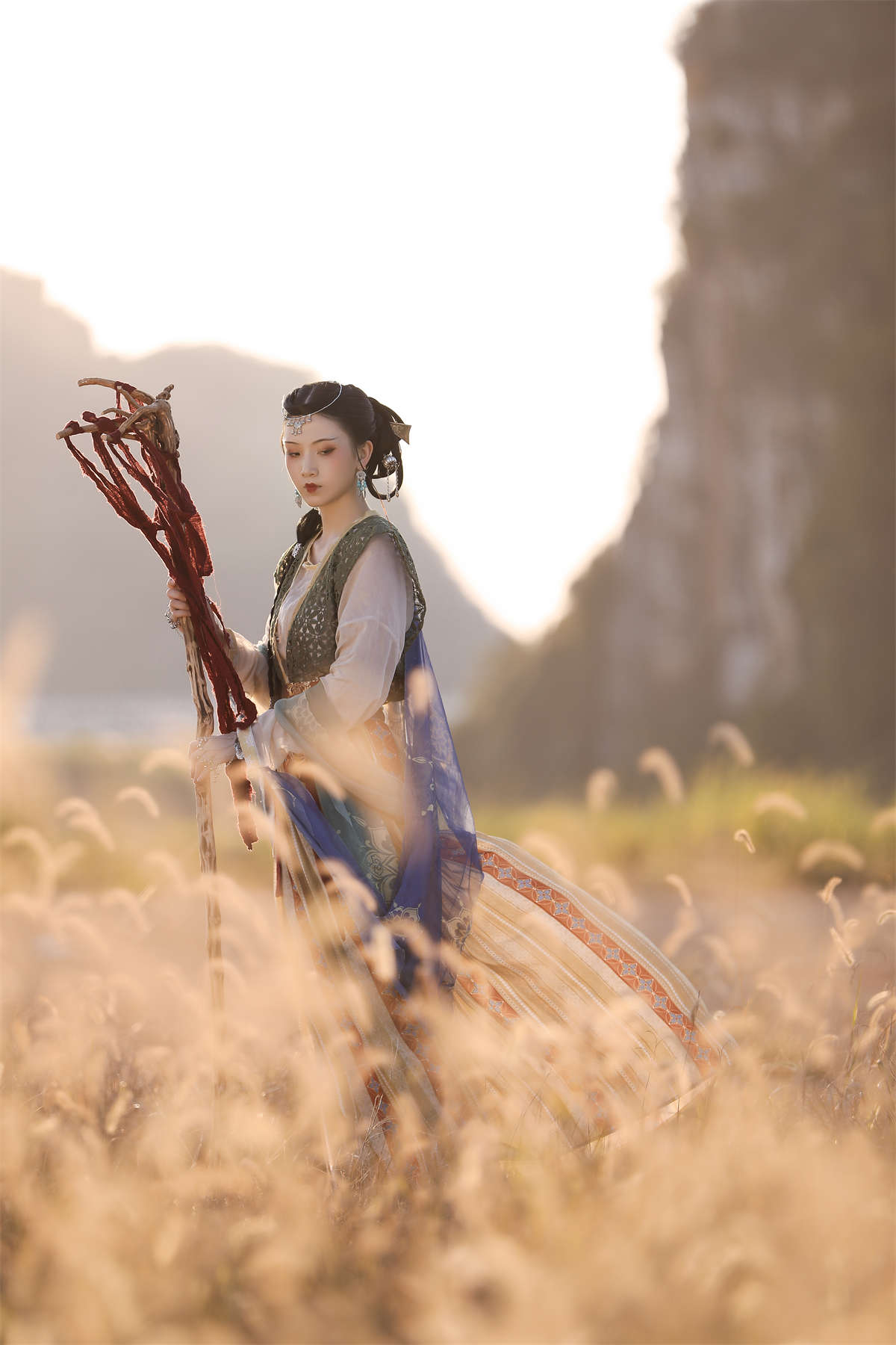 图片[2]-YITUYU艺图语 2022.03.17 苗疆·祭司 芝芝琪-日更街拍