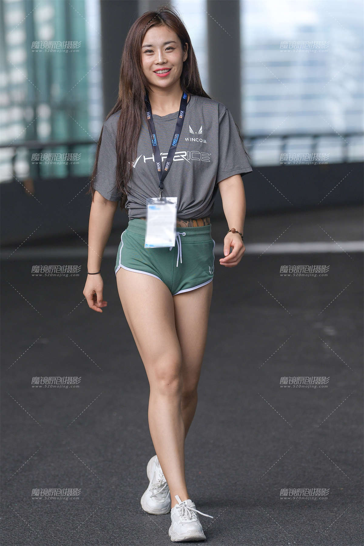 搭讪热裤美臀-日更街拍