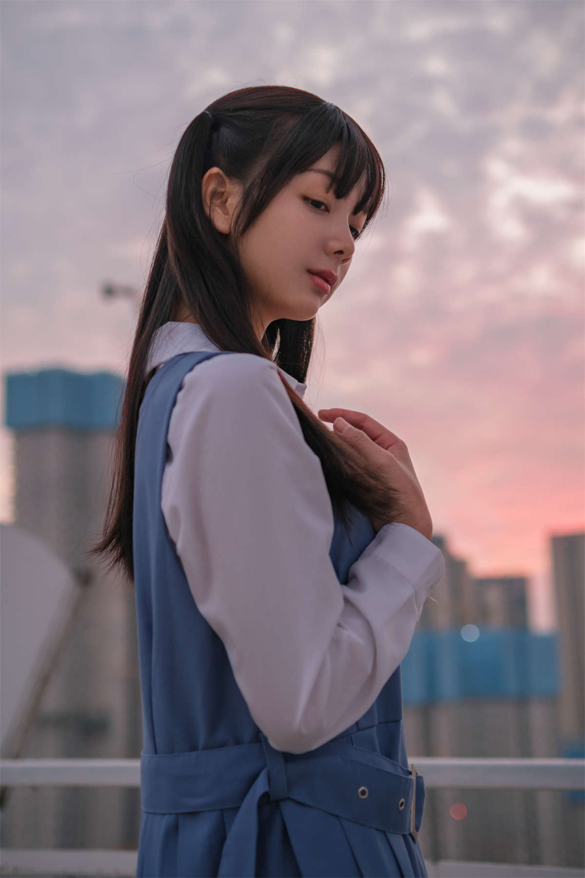 柴系小乖(稚乖画册) 夜夜 天台真空80D白丝-日更街拍