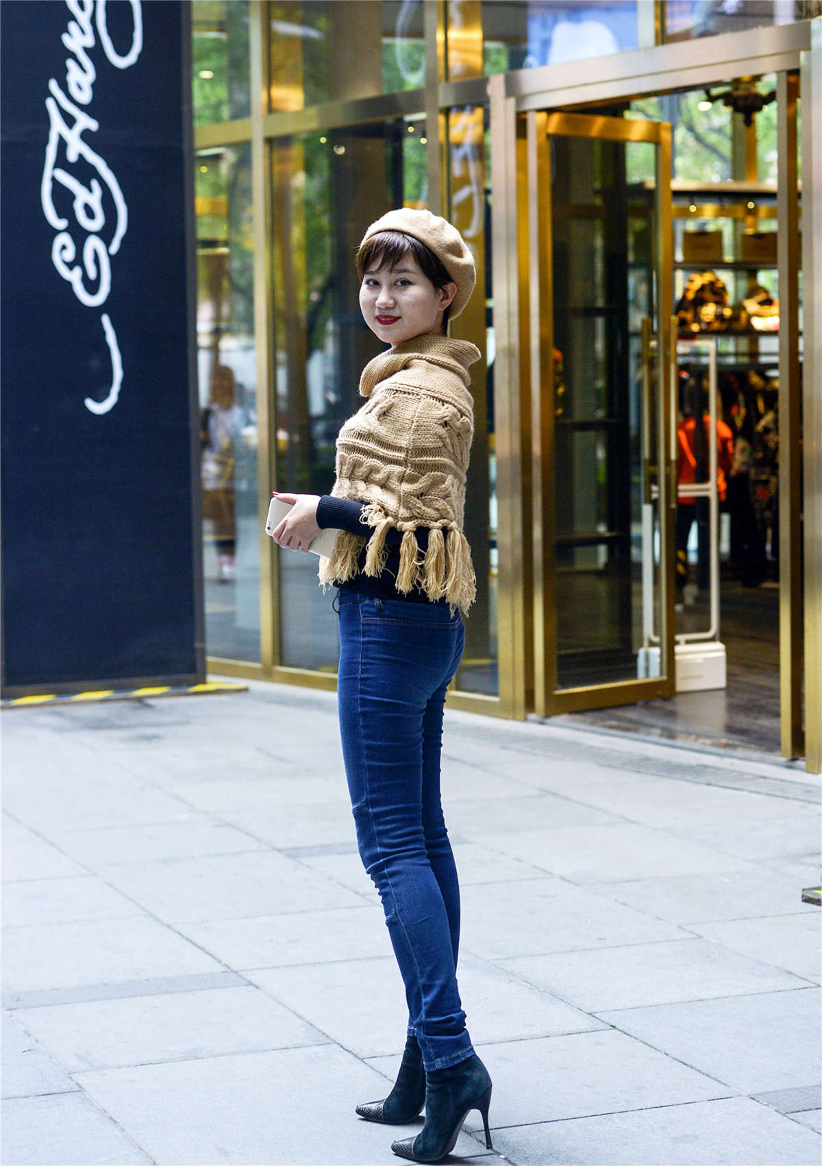 仔裤高跟鞋大披肩时尚性感的美女（2016年10月24日11P）-日更街拍
