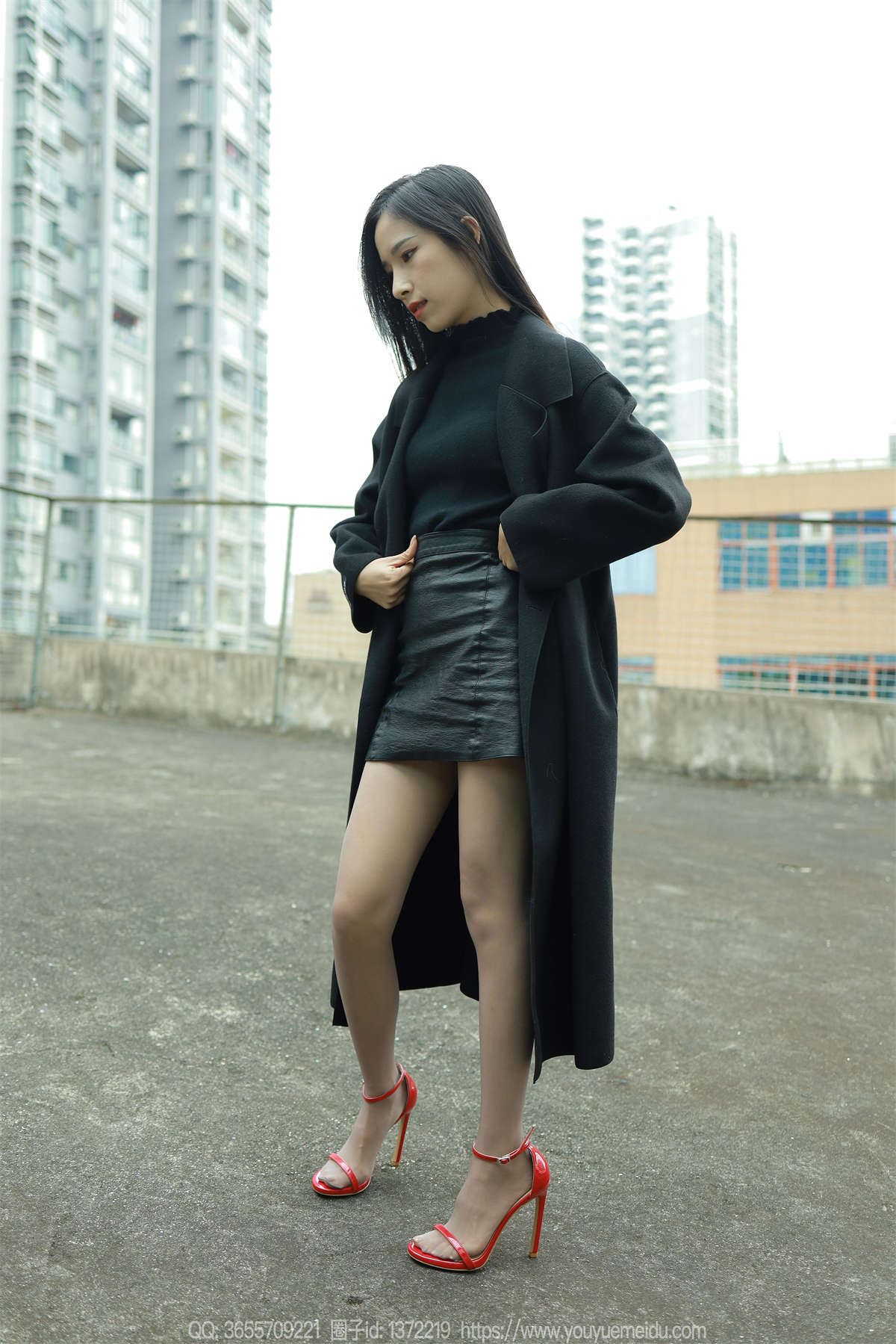 IESS异思趣向 2023.12.06 丝享家1604：美子 黑衣园丁-日更街拍