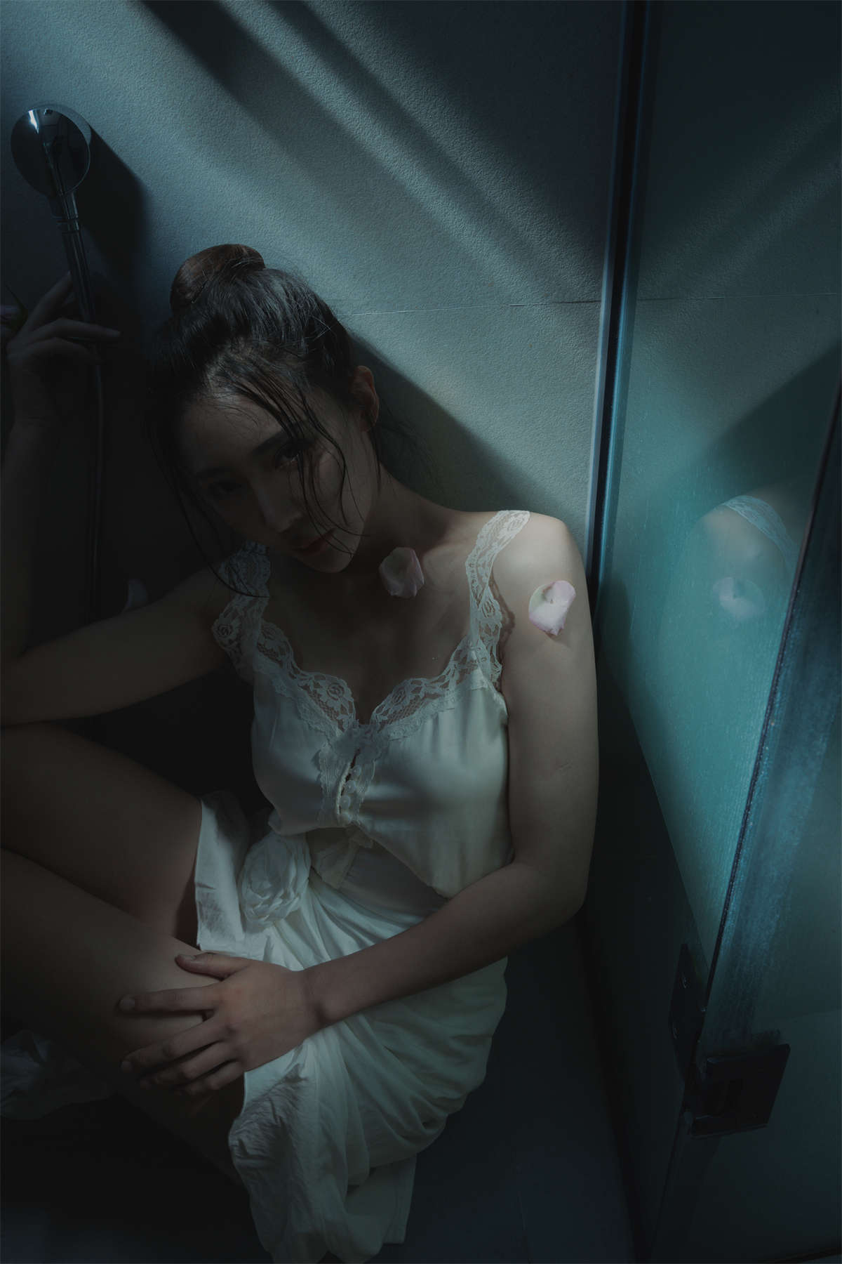 YITUYU艺图语 2024.09.26 孤傲的绽放 JJ插图1