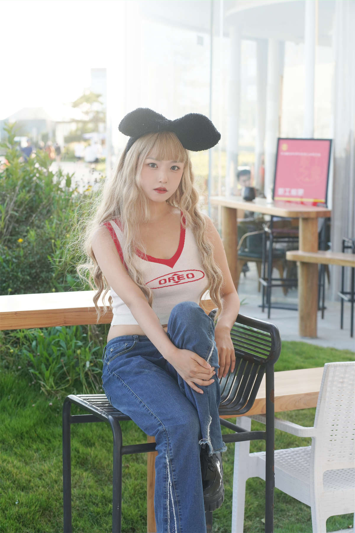 YITUYU艺图语 2022.11.09 酷女孩 -炸鸡冰可乐-插图1