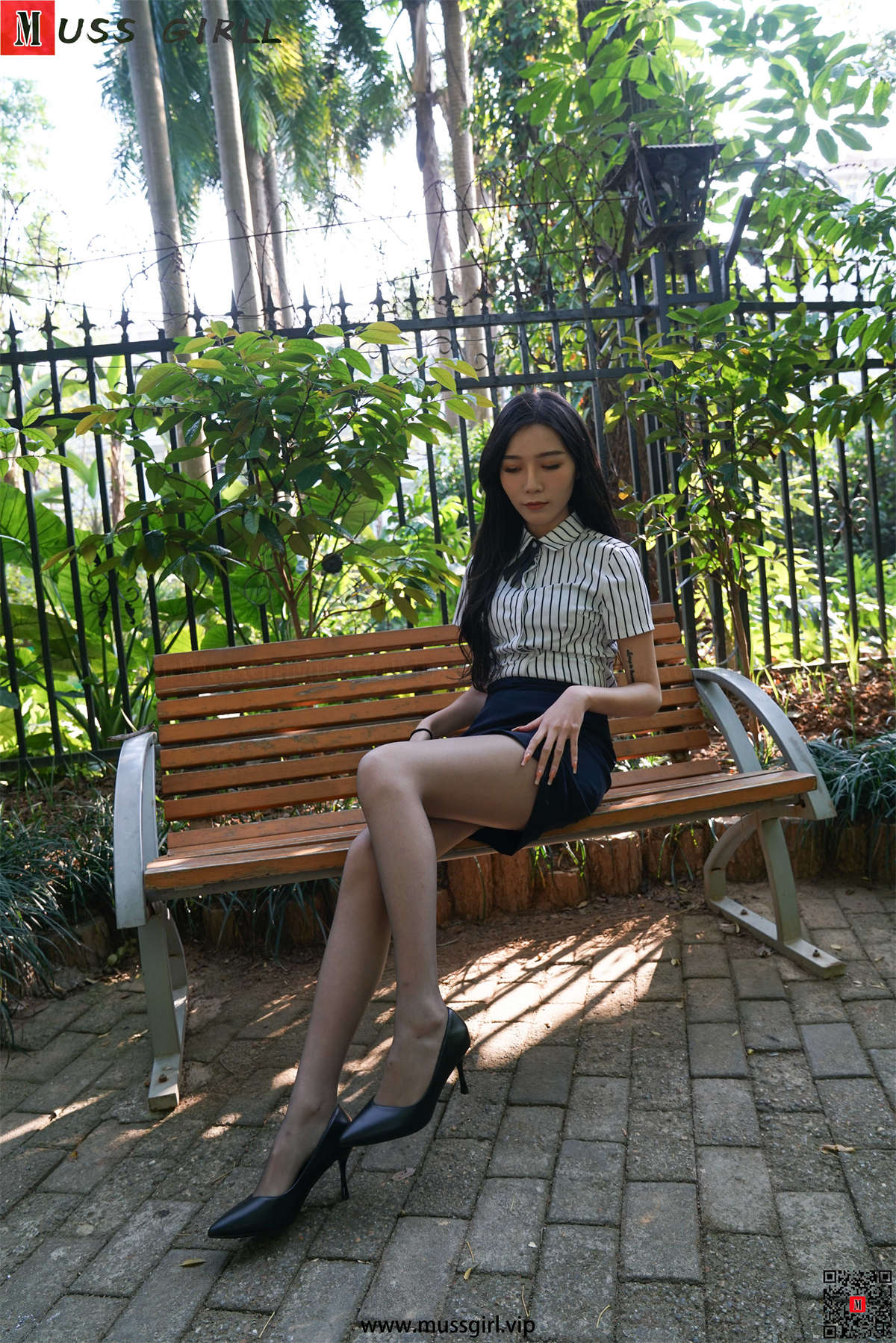 MussGirl慕丝女郎 NO.476 依依 A-日更街拍
