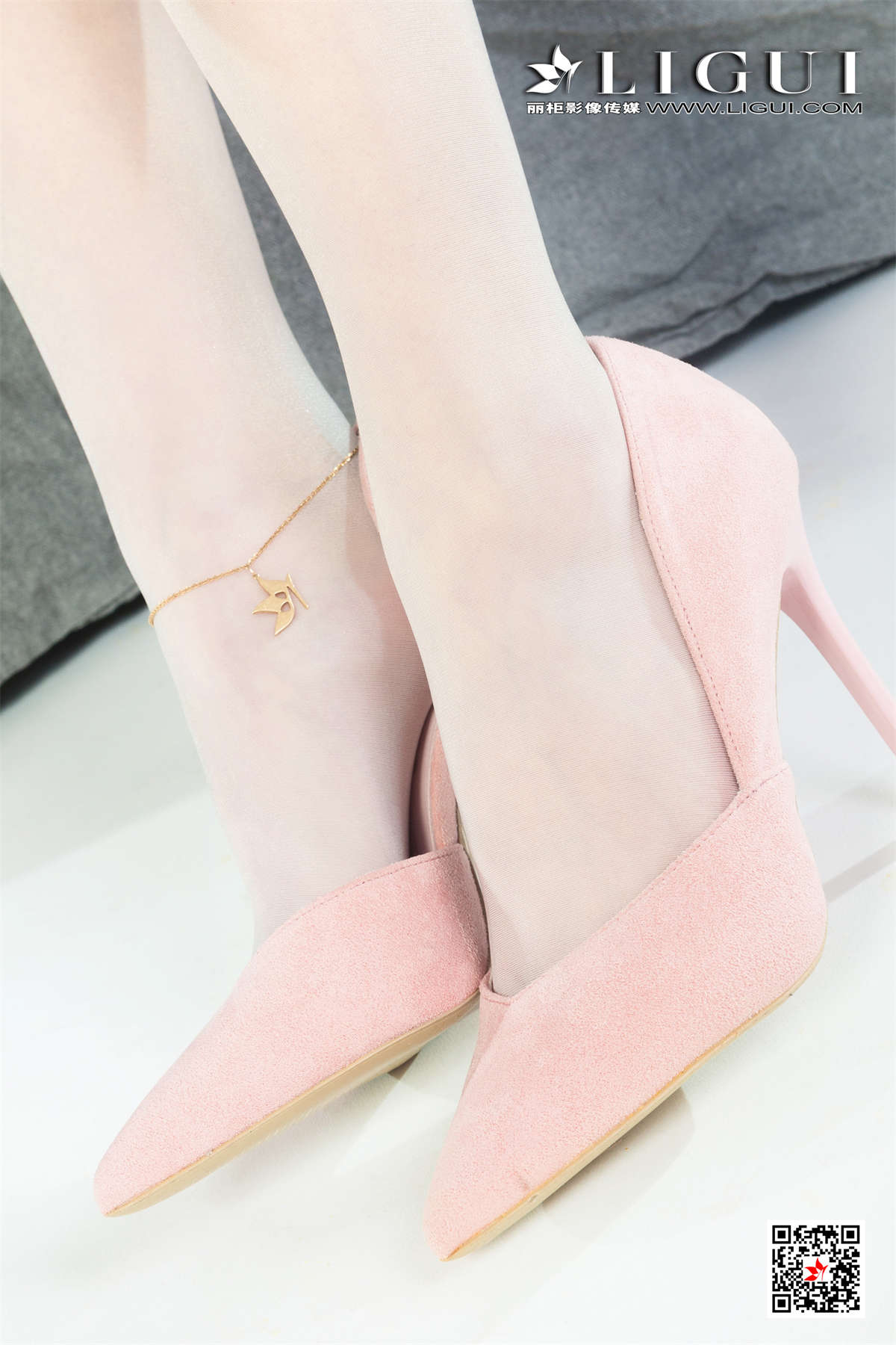 图片[2]-Ligui丽柜 2021.06.25 双生花-医护情缘 小智贤&汐汐-日更街拍