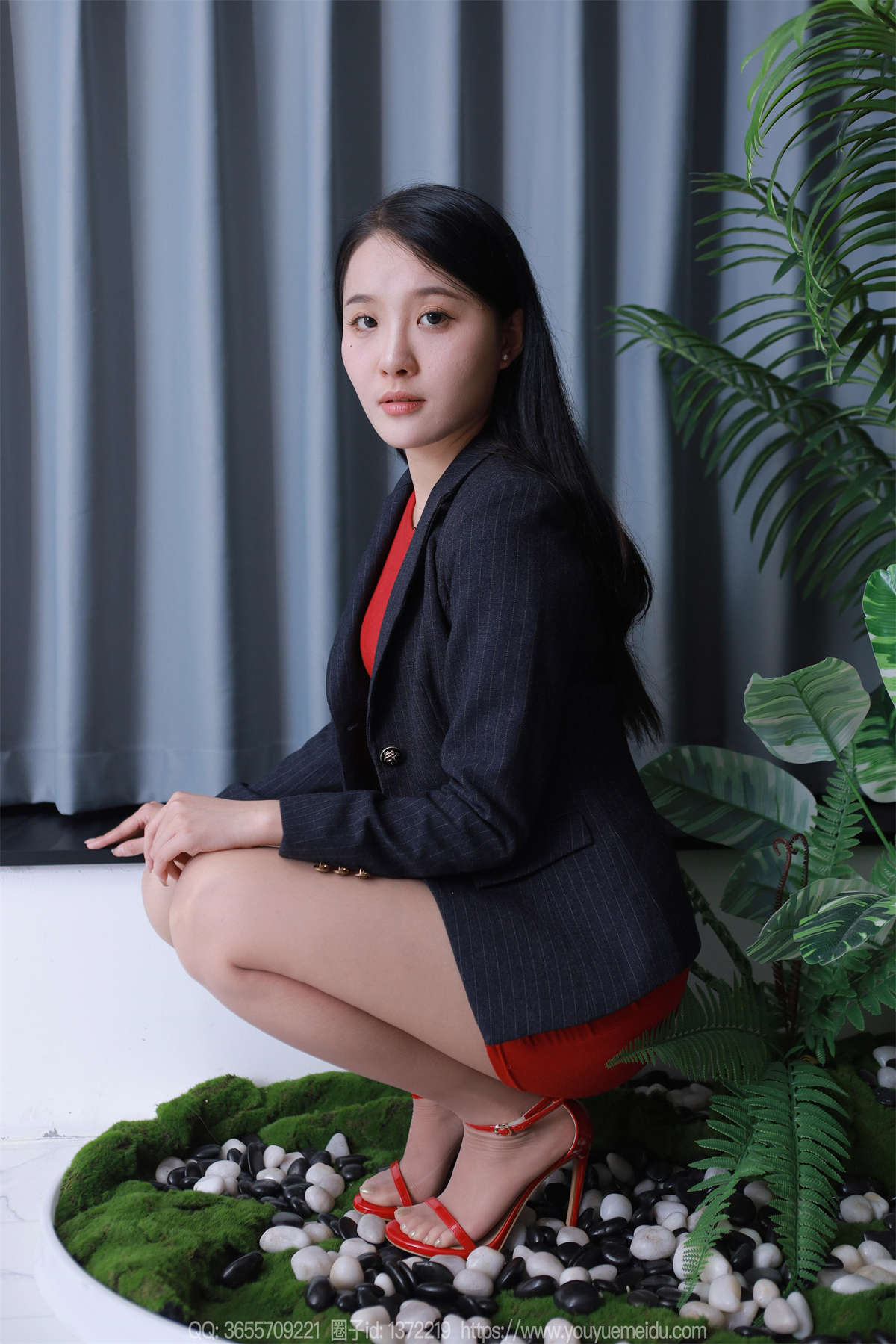 IESS异思趣向 2024.04.16 丝享家1717：婉萍 绿野仙踪-日更街拍