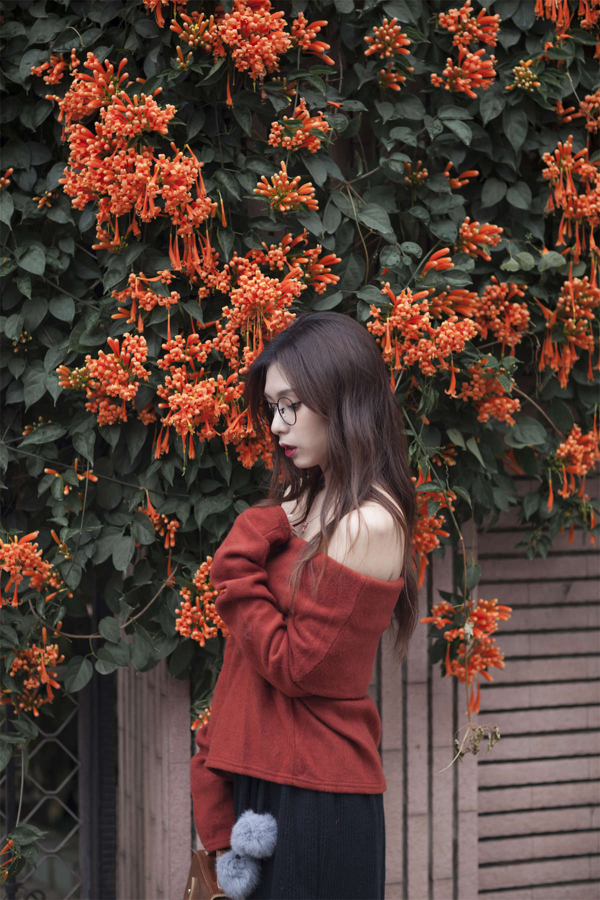 图片[2]-YITUYU艺图语 2021.11.12 树下花开 七七-日更街拍