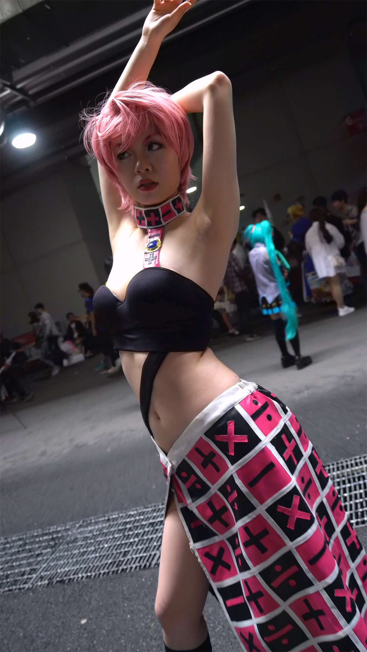 性感cosplay美女摆拍-日更街拍