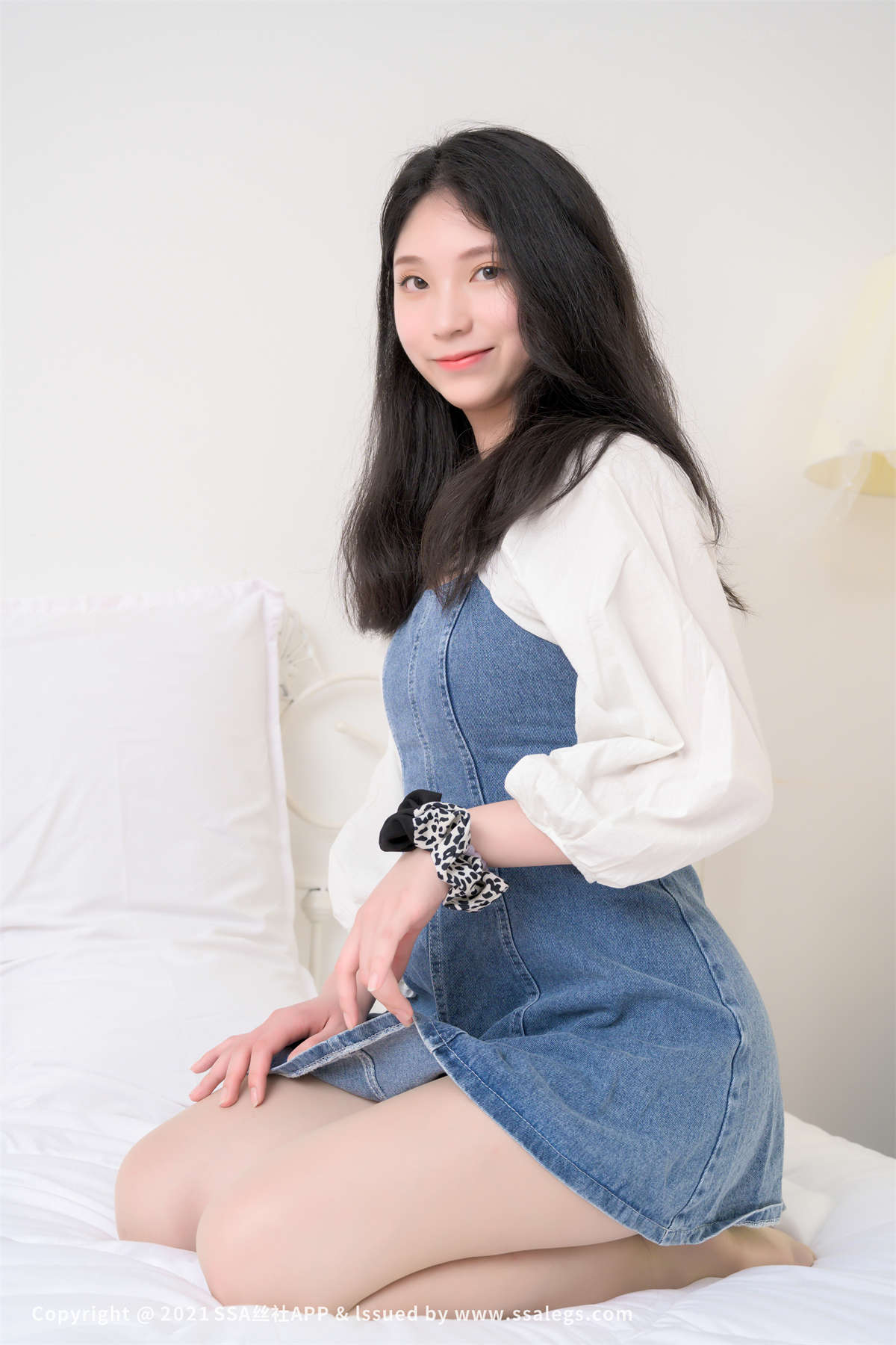 SSA丝社 NO.721 模特薇薇的浪莎丝袜美脚（下）-日更街拍