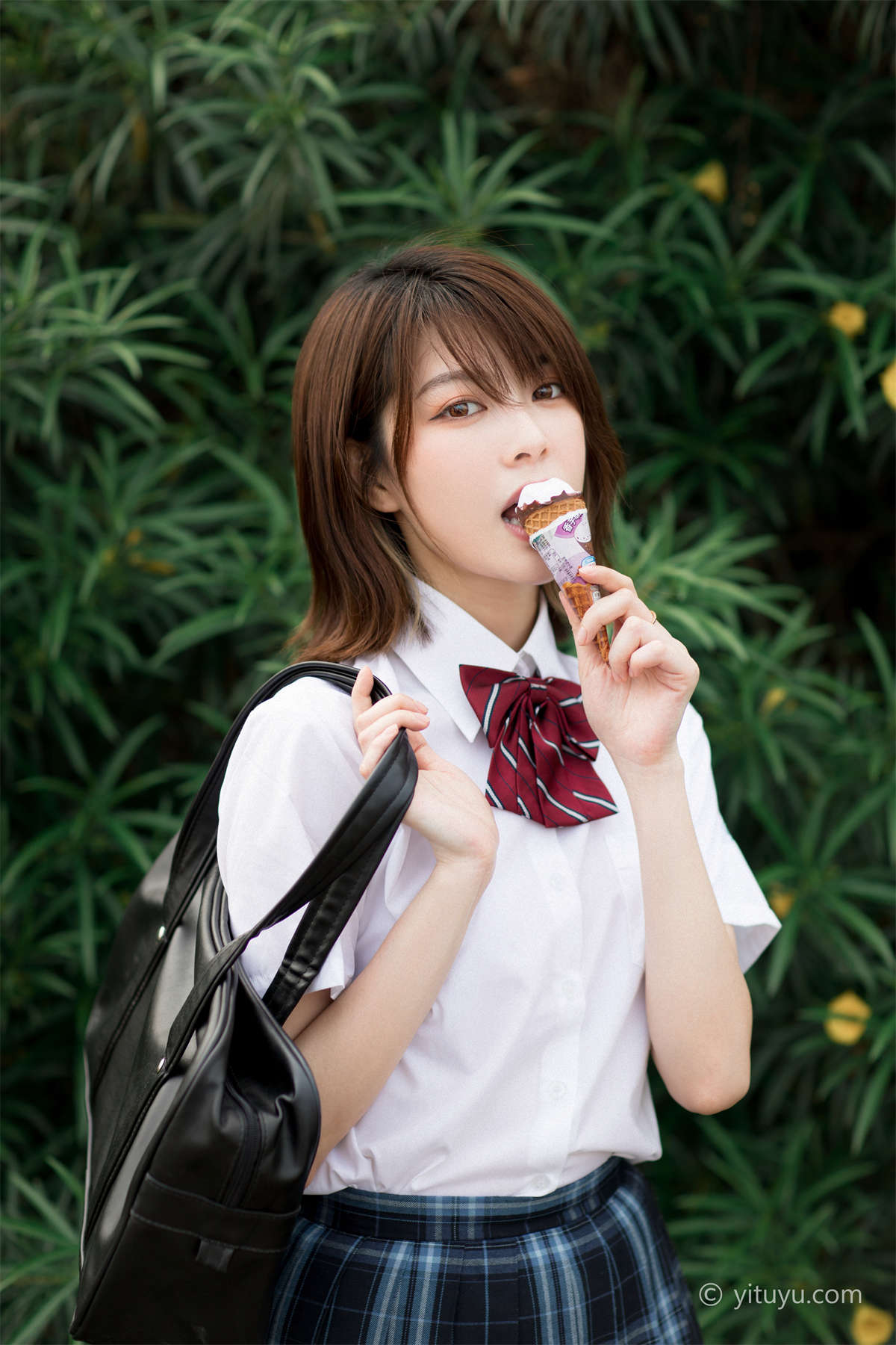 图片[2]-YITUYU艺图语 2021.05.17 人间四月天 珺珺-日更街拍