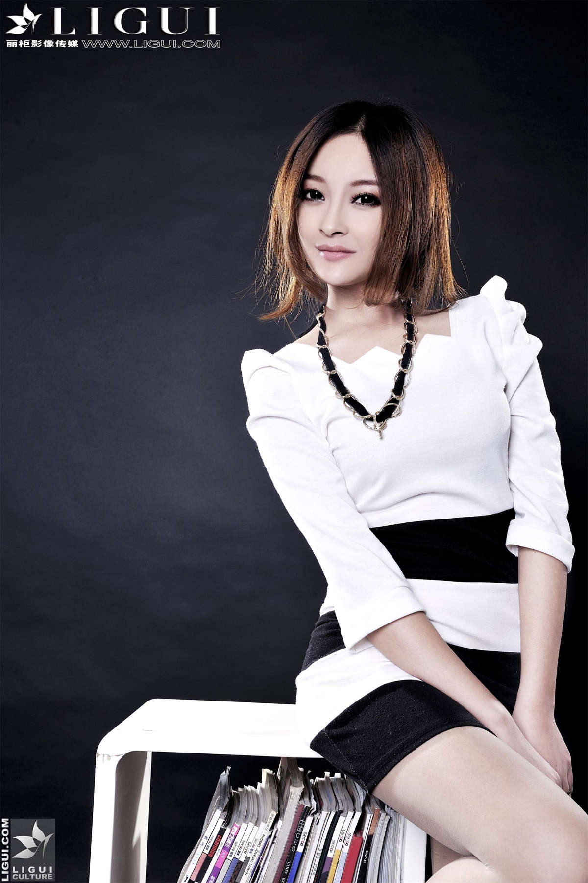 Ligui丽柜 2013.03.15 小杨幂-日更街拍