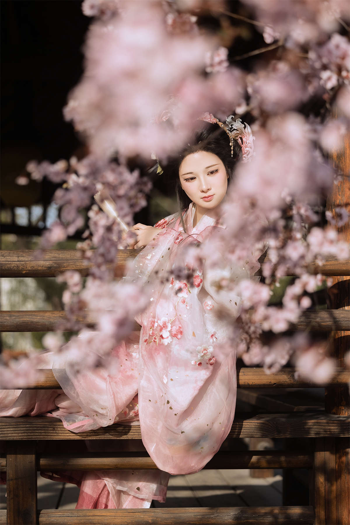 YITUYU艺图语 2024.07.24 花下饮酒 音南云插图1