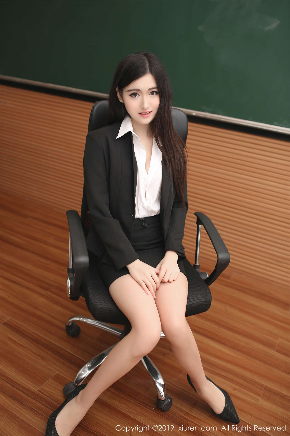 图片[2]-Xiuren秀人网 2019.05.31 NO.1480 沈梦瑶-日更街拍