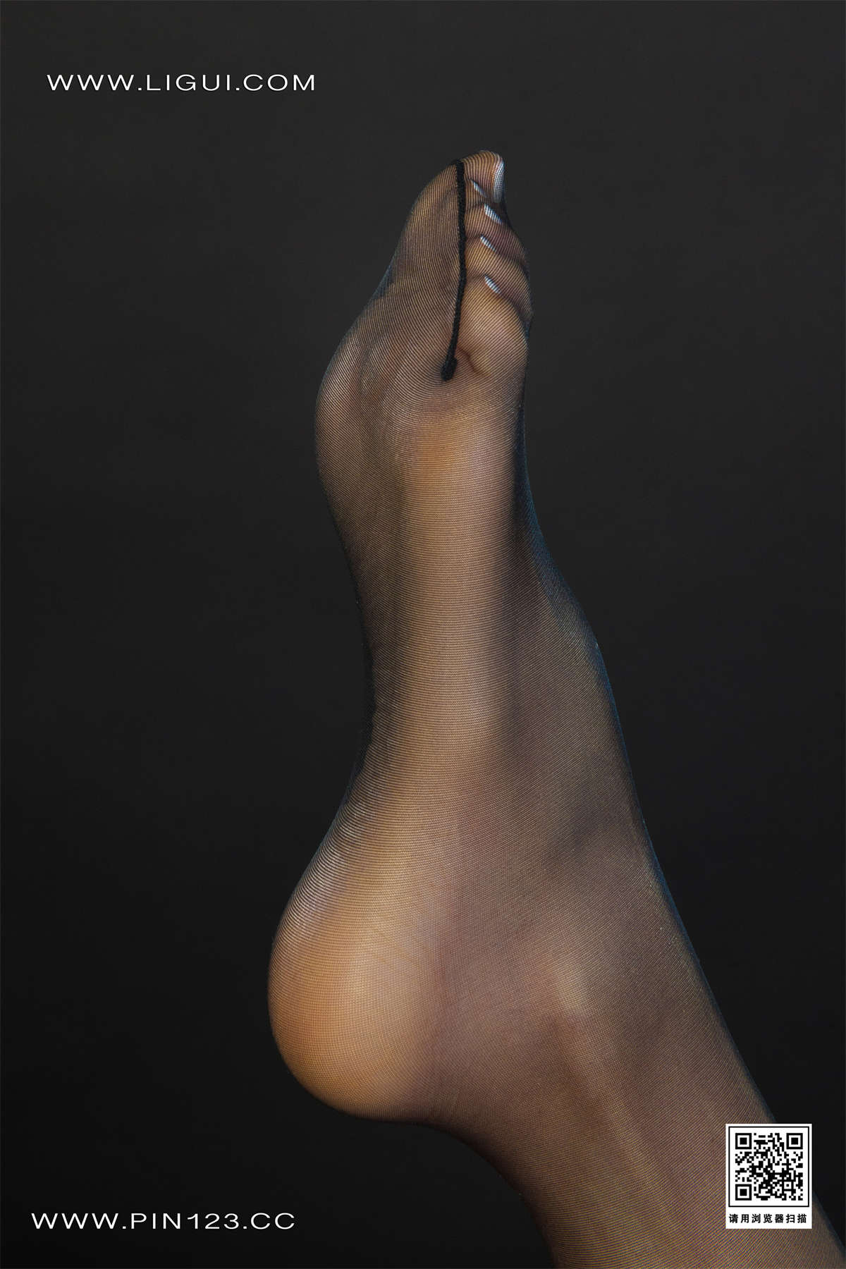 Ligui丽柜 2022.05.30 迷丝穿越 凉儿-日更街拍