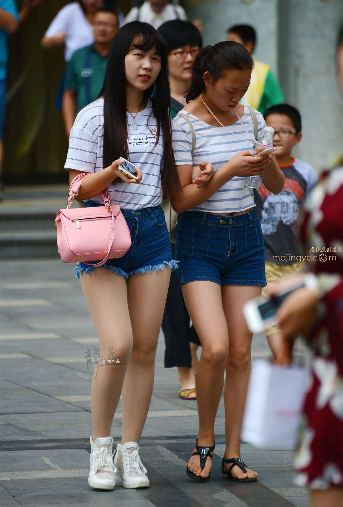 【静月街拍】兰牛热裤小妹-（12P）-日更街拍