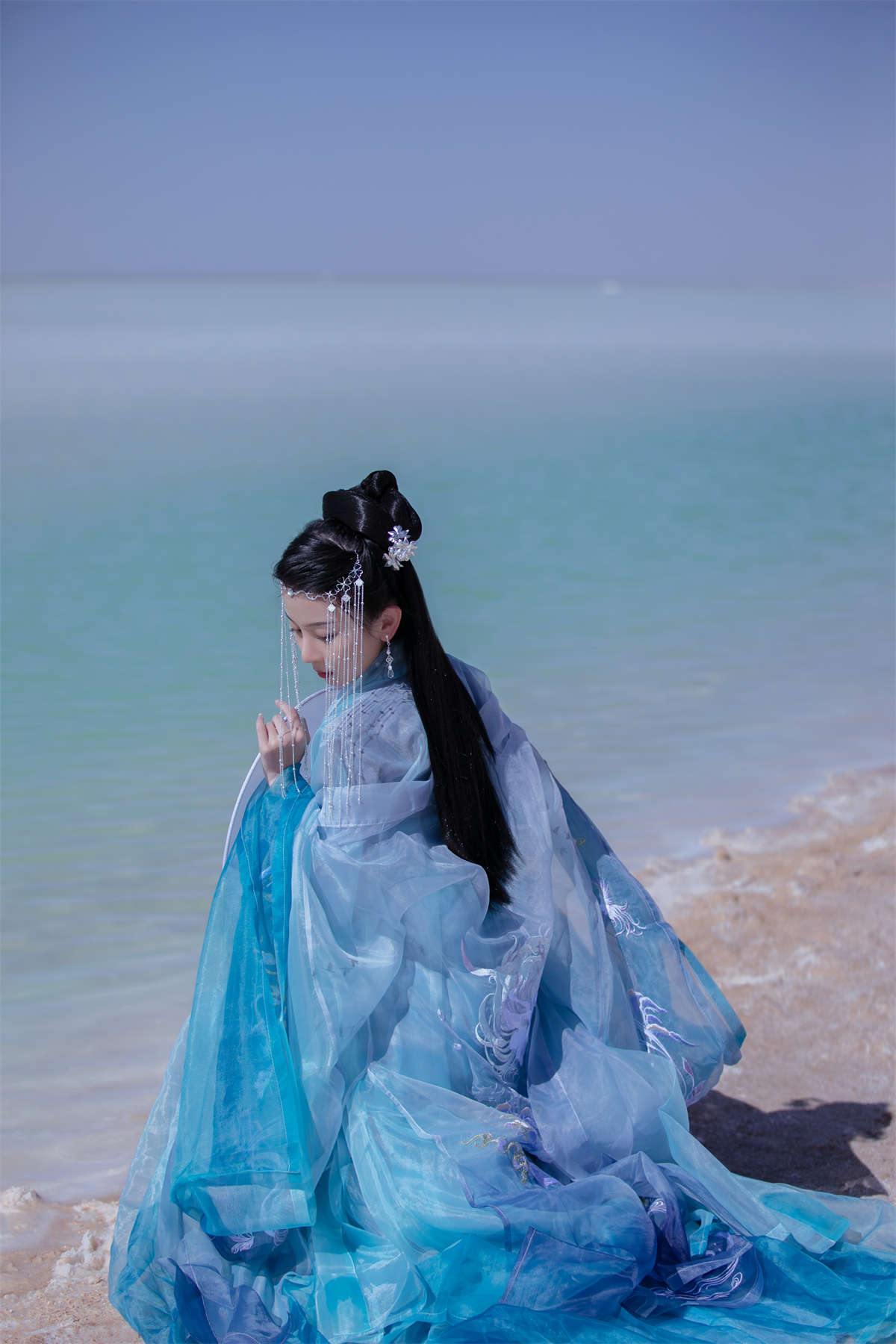 YITUYU艺图语 2022.08.13 风铃响，故人归 小猫里奈插图1