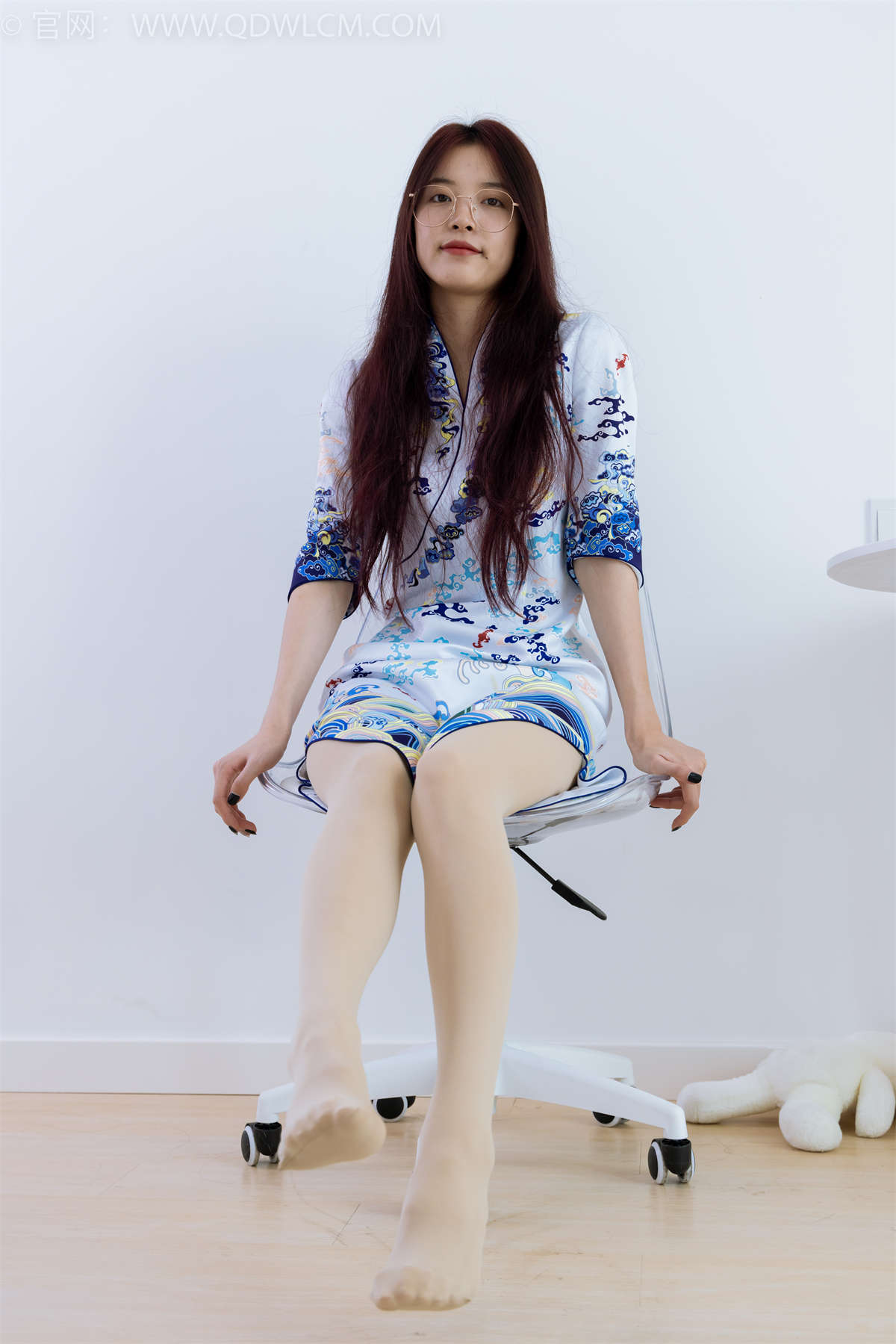 物恋传媒 NO.1874 茯苓-追光的日子-日更街拍