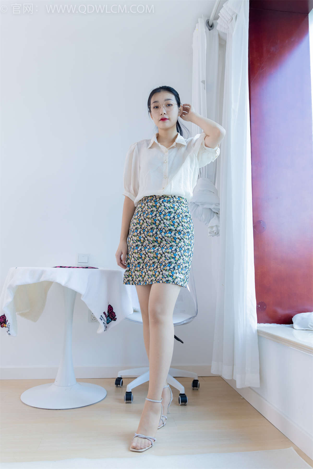 图片[2]-物恋传媒 NO.1751 桐桐-时光采样-日更街拍