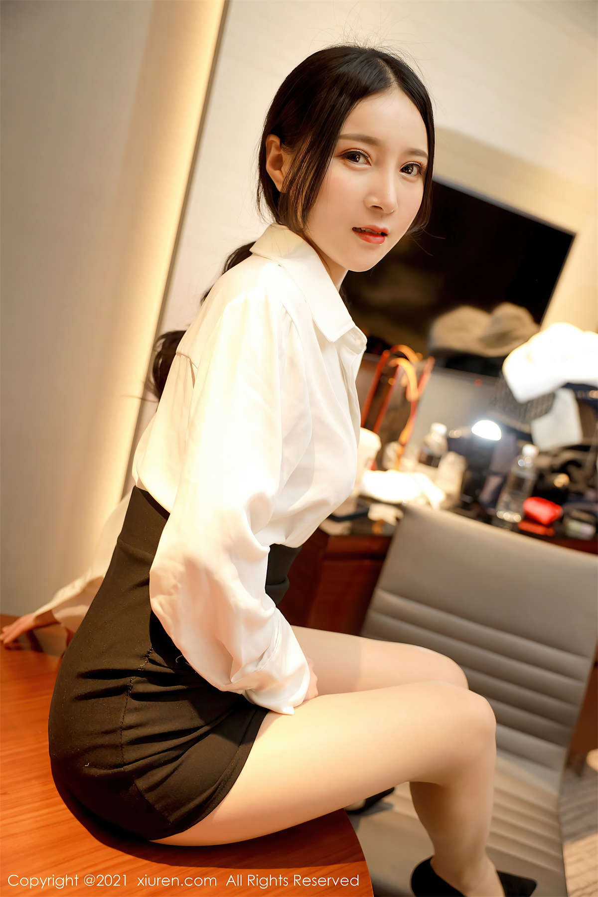 Xiuren秀人网 2021.01.05 NO.2969 林煊煊-日更街拍