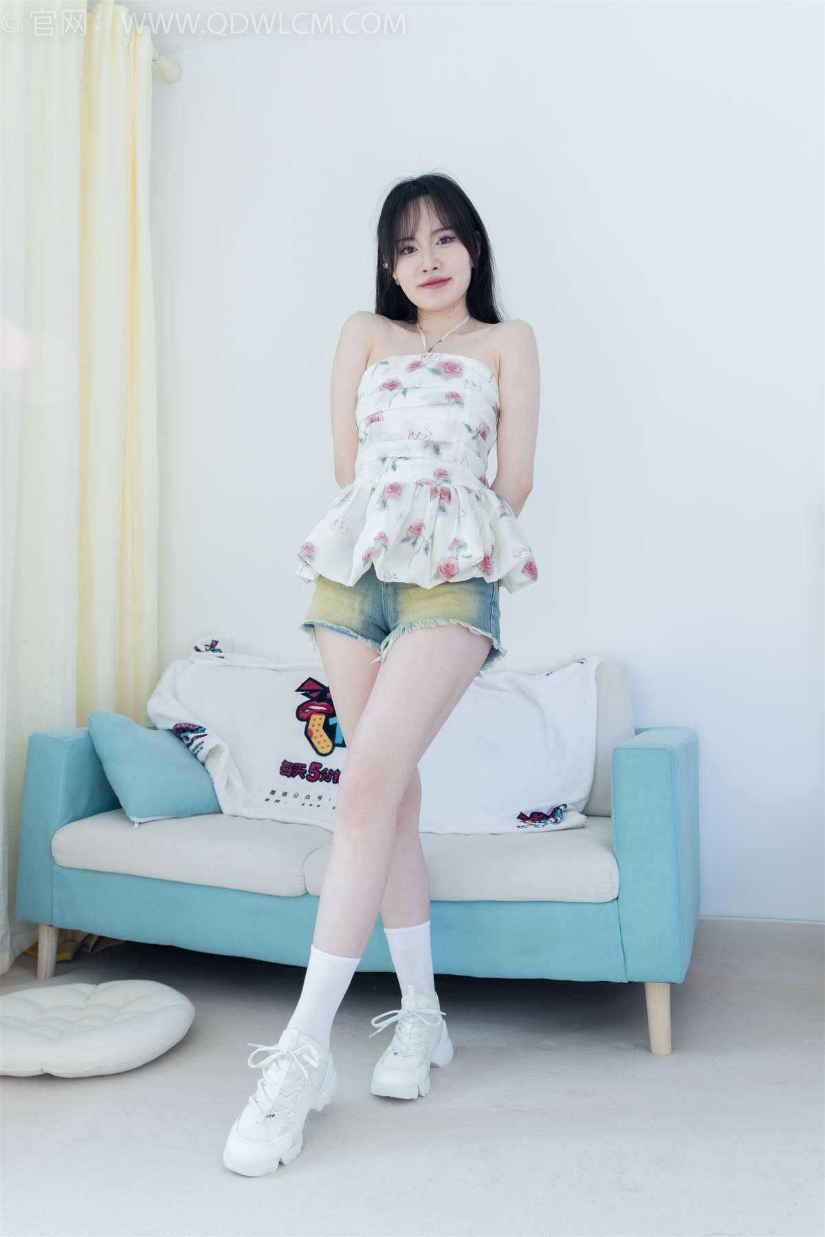 图片[2]-物恋传媒 NO.1875 小酒-微笑天使-日更街拍