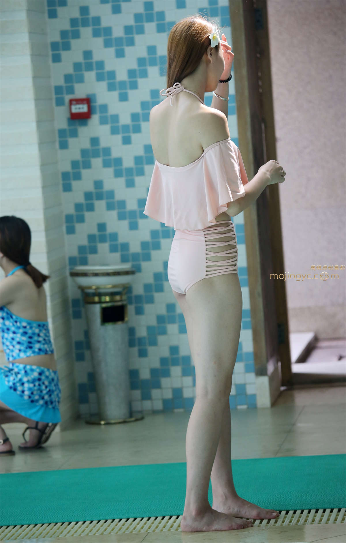 图片[2]-粉色比基尼-日更街拍