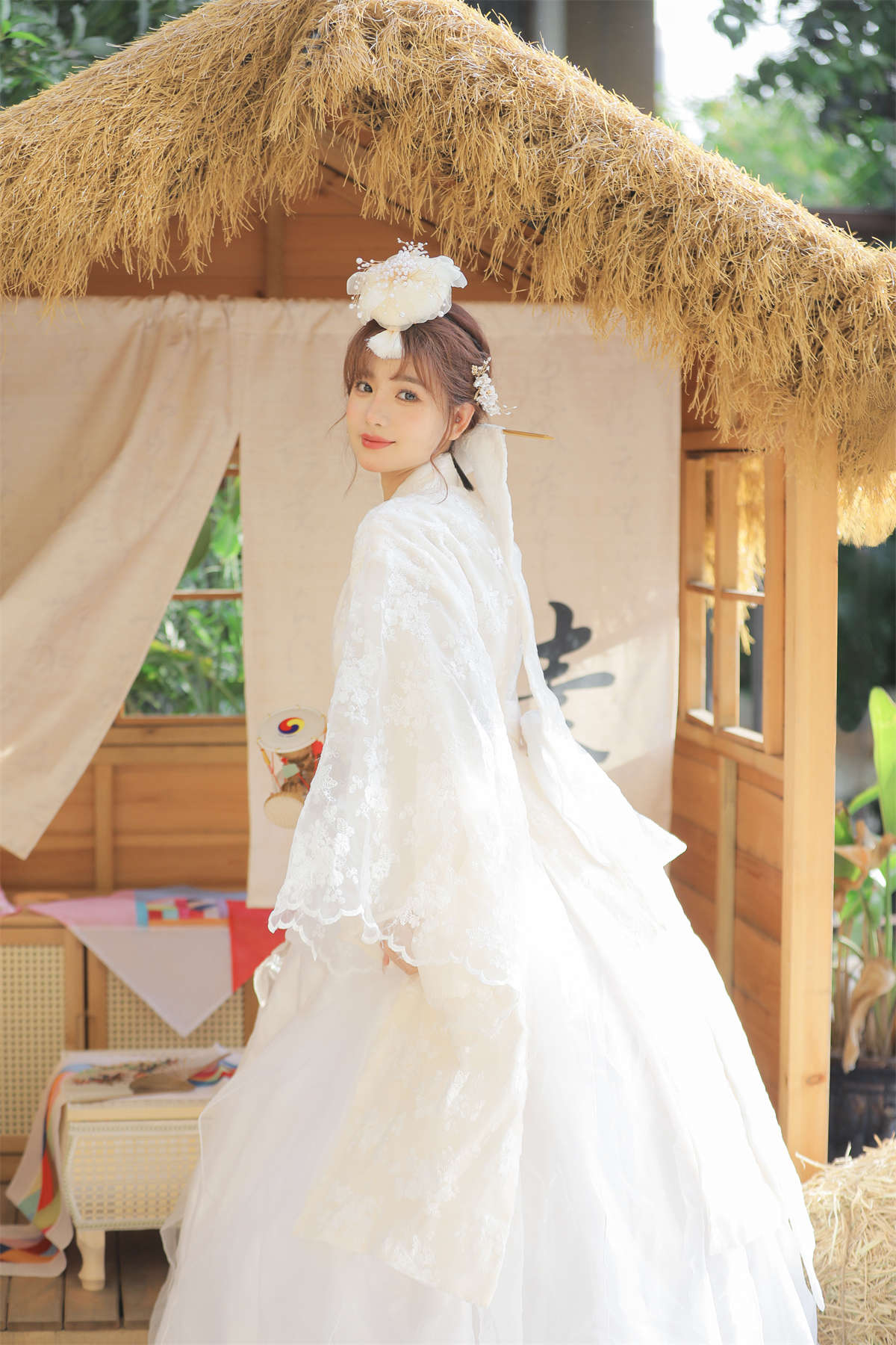 YITUYU艺图语 2023.01.11 延吉服写真 温思儿vv插图1