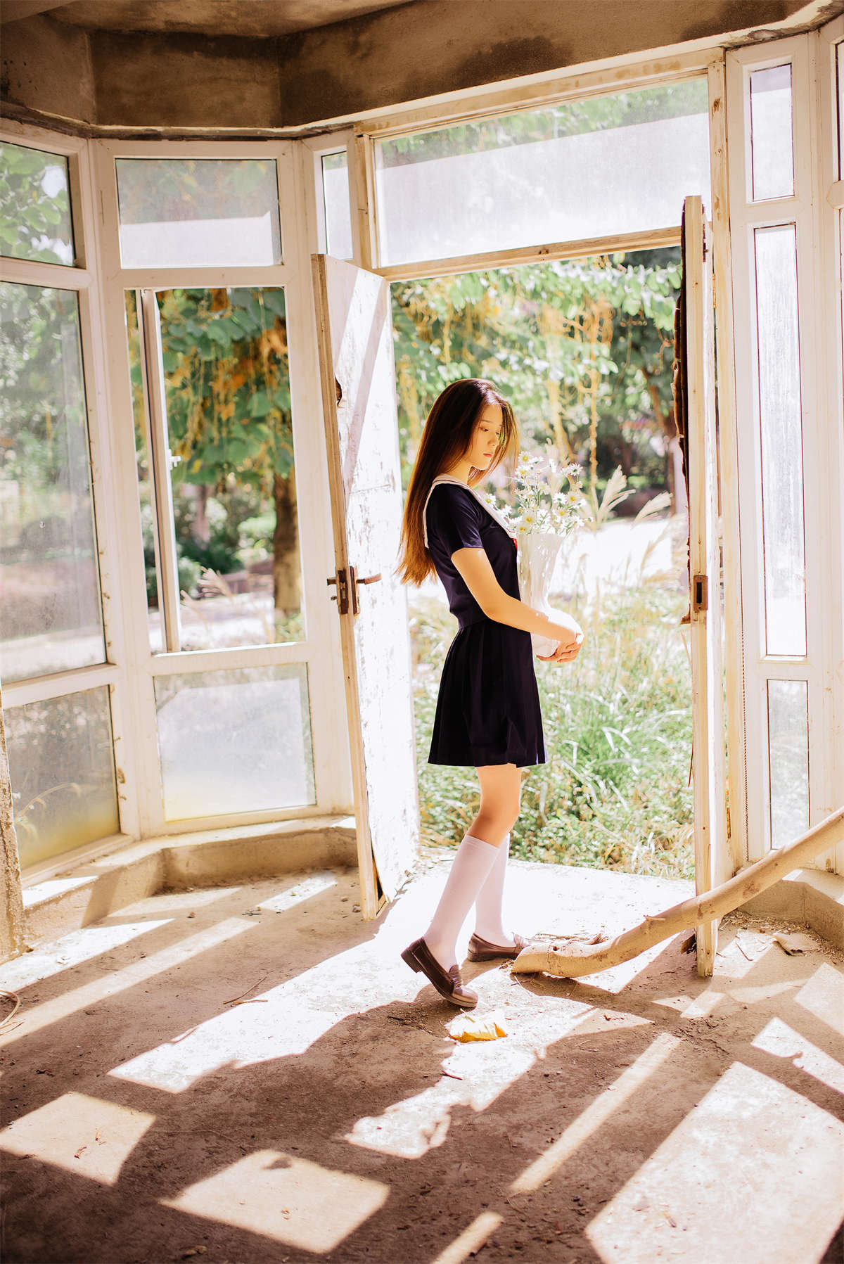 YITUYU艺图语 2023.12.21 阳光撒下来了 一坨肥肉vv插图1