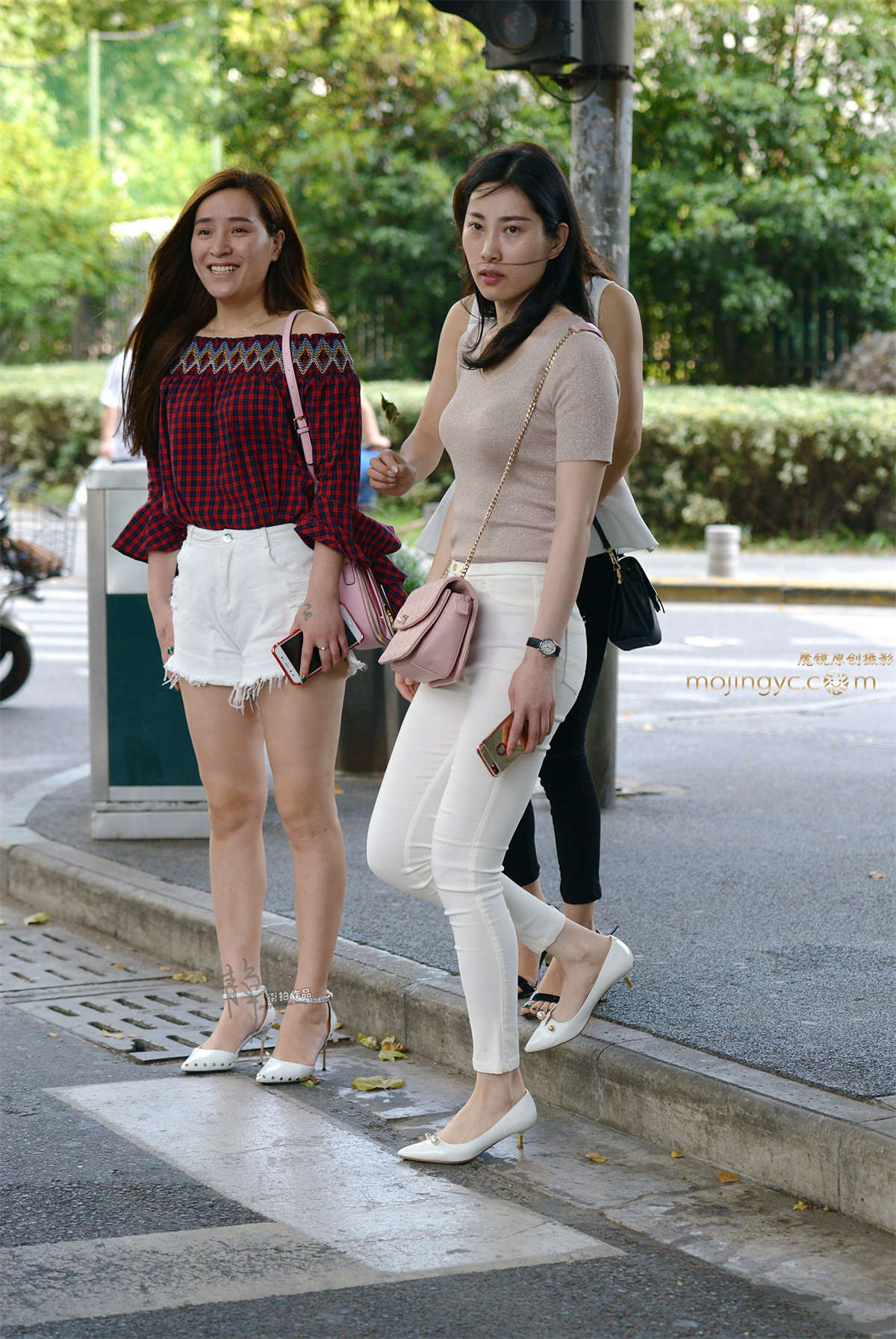 【静月街拍】白裤女-日更街拍