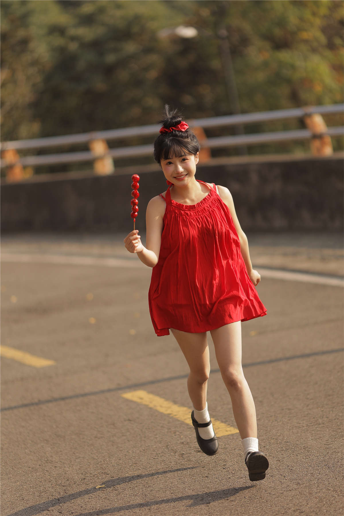 图片[2]-YITUYU艺图语 2022.02.16 冬日一抹红 周小兔呀-日更街拍