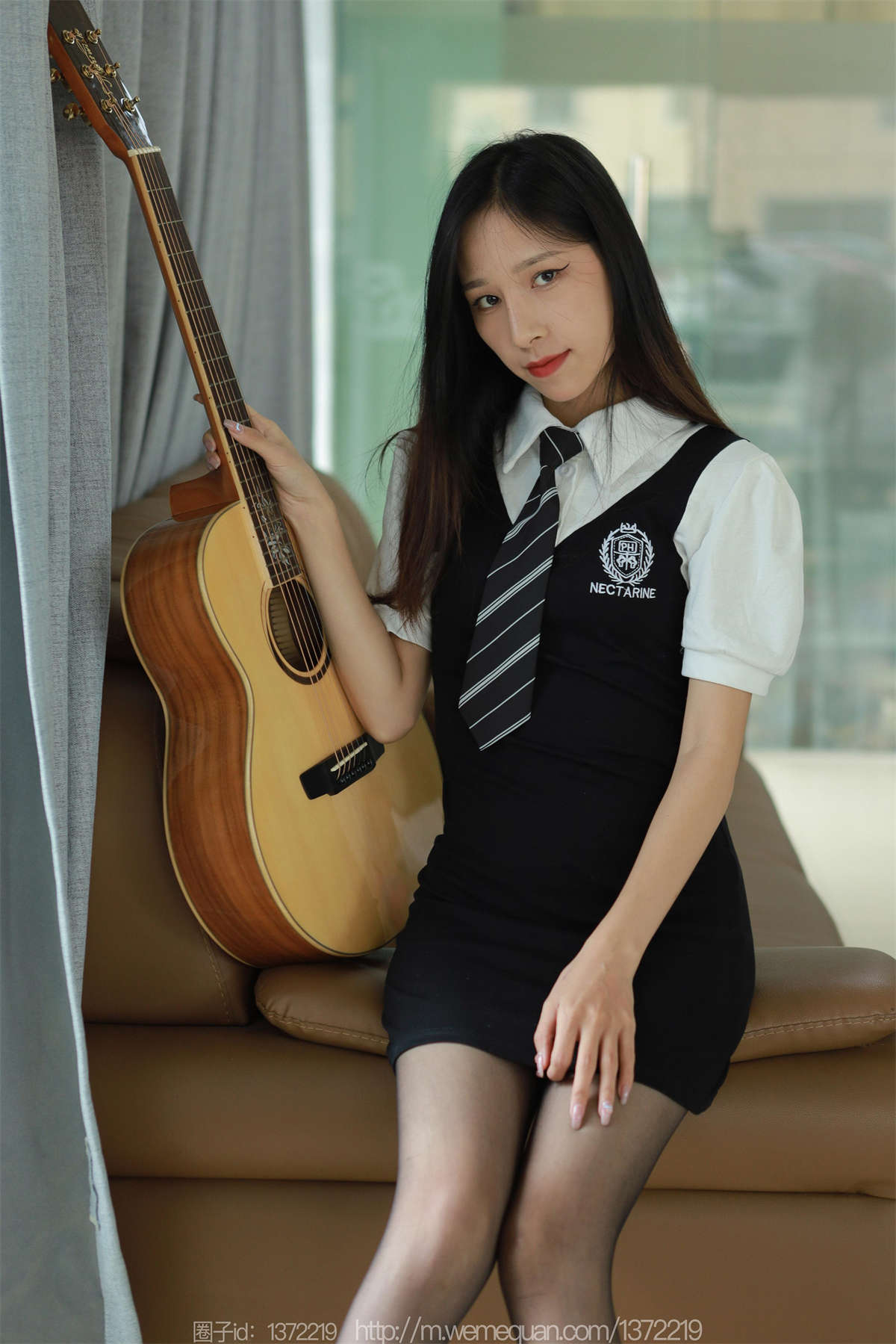 图片[2]-IESS异思趣向 2023.07.09 丝享家1475：美子 弹弹吉他-日更街拍