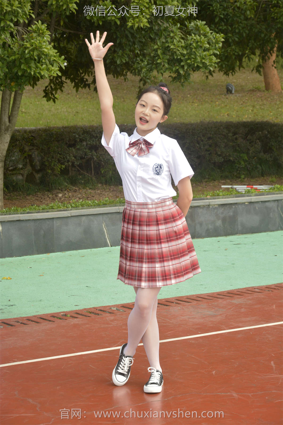 图片[2]-初夏女神 NO.105 双双 大红JK套-日更街拍