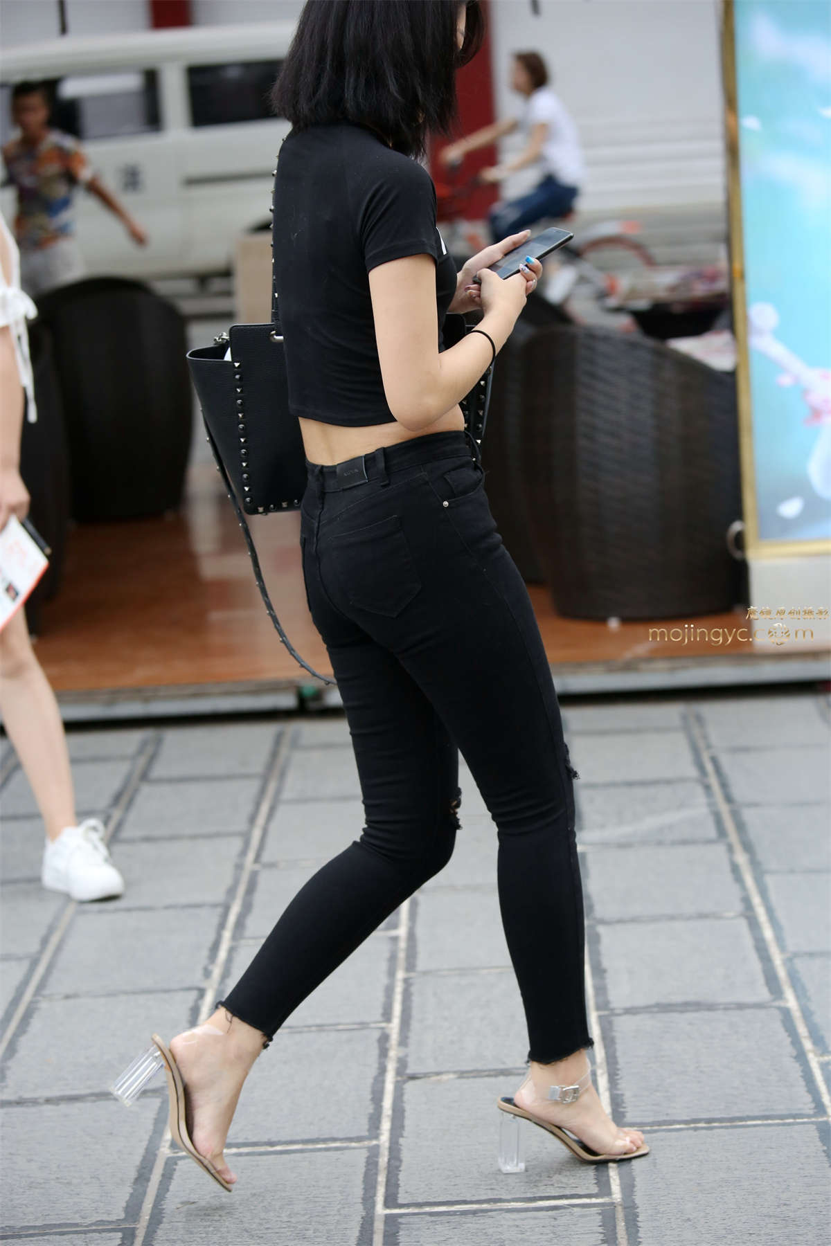 图片[2]-黑色极品牛仔-日更街拍