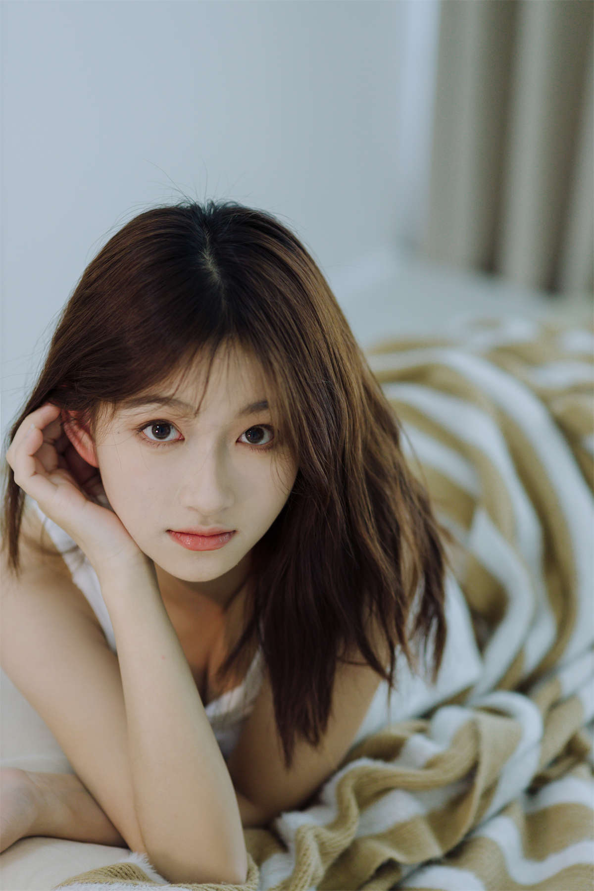 YITUYU艺图语 2023.06.02 温馨的房间 钰儿-日更街拍