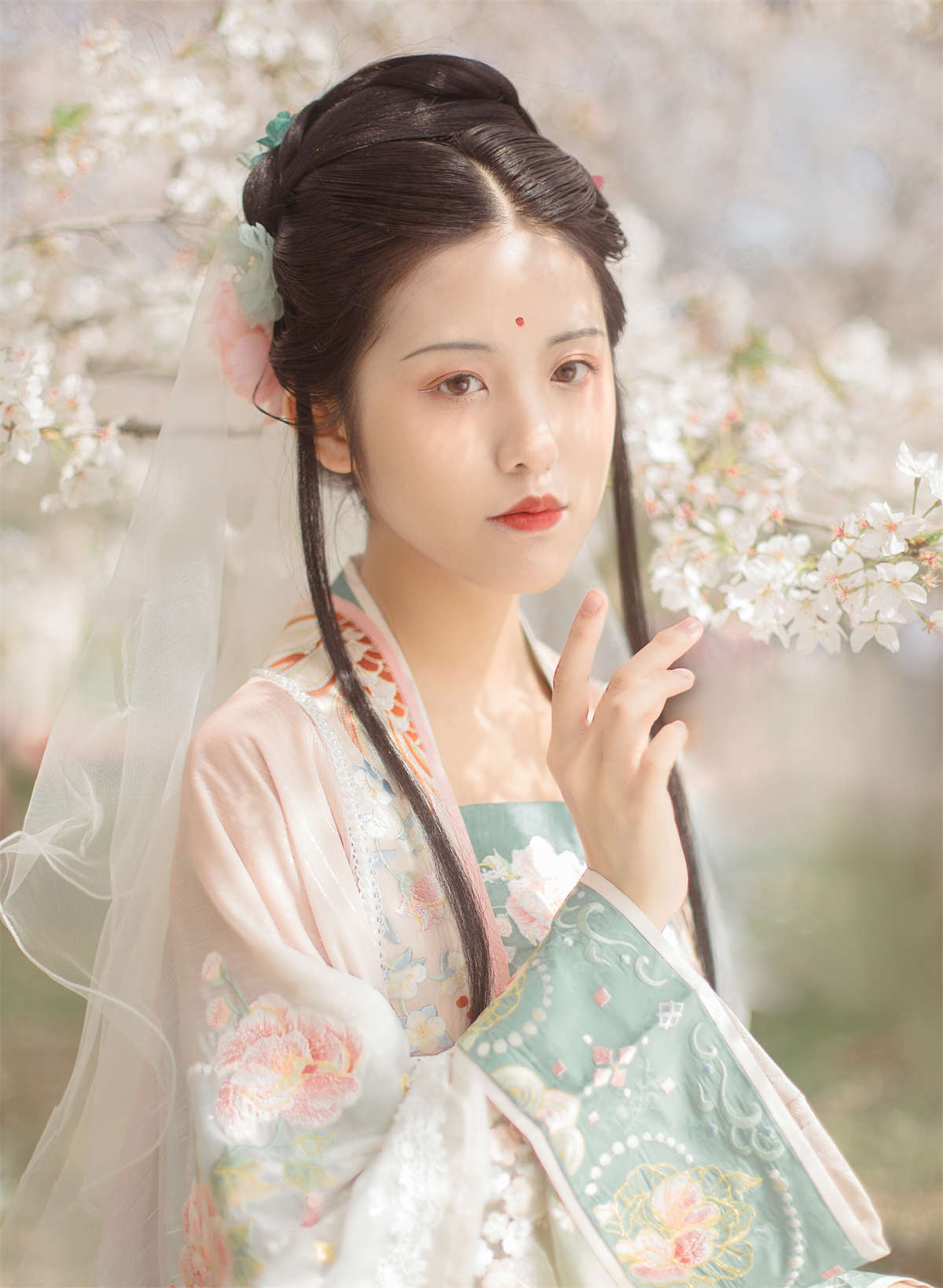 YITUYU艺图语 2022.04.18 春日宴 沐槿cutie-日更街拍