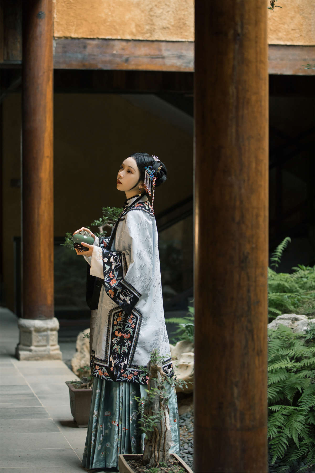 图片[2]-YITUYU艺图语 2022.05.08 煮茶 槐枝--日更街拍