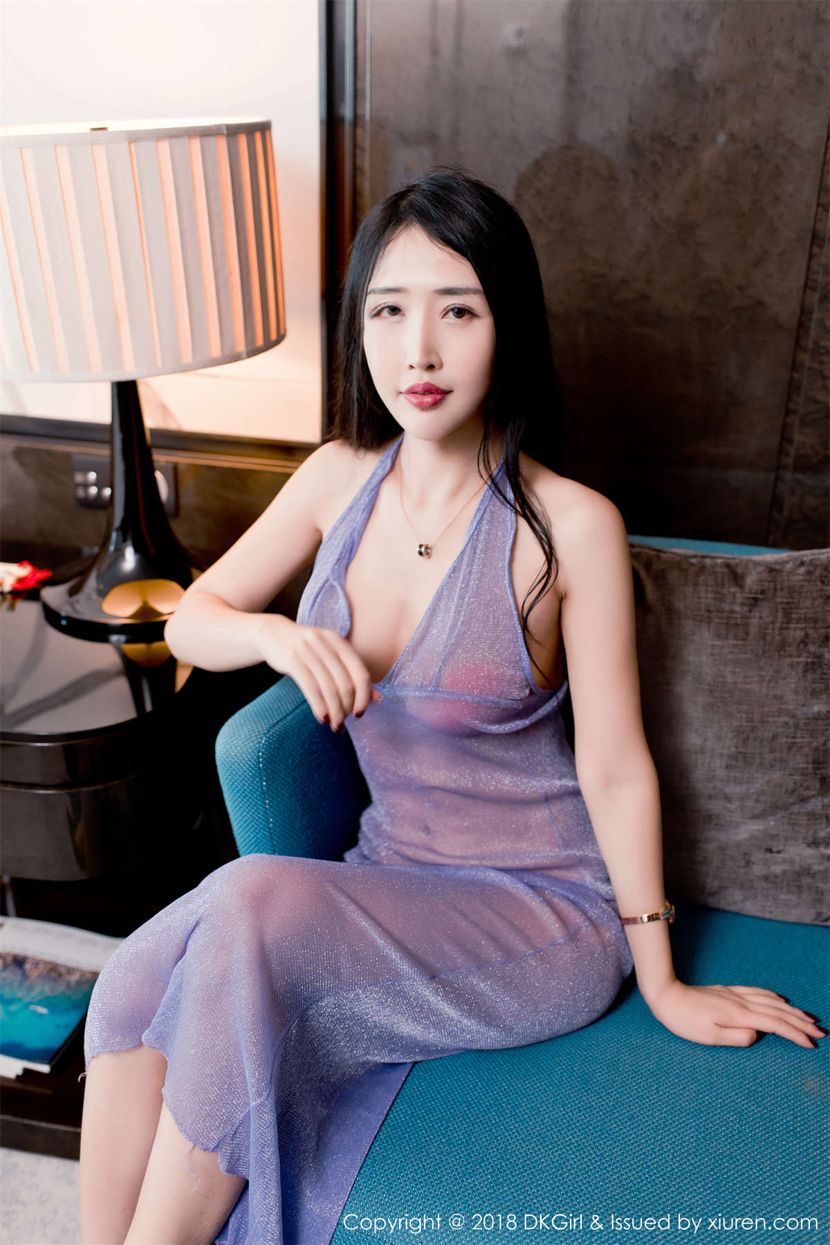 DKGirl御女郎 2018.06.04 VOL.072 余馨妍-日更街拍