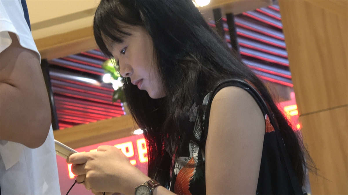 凉鞋丝袜美足脚-日更街拍