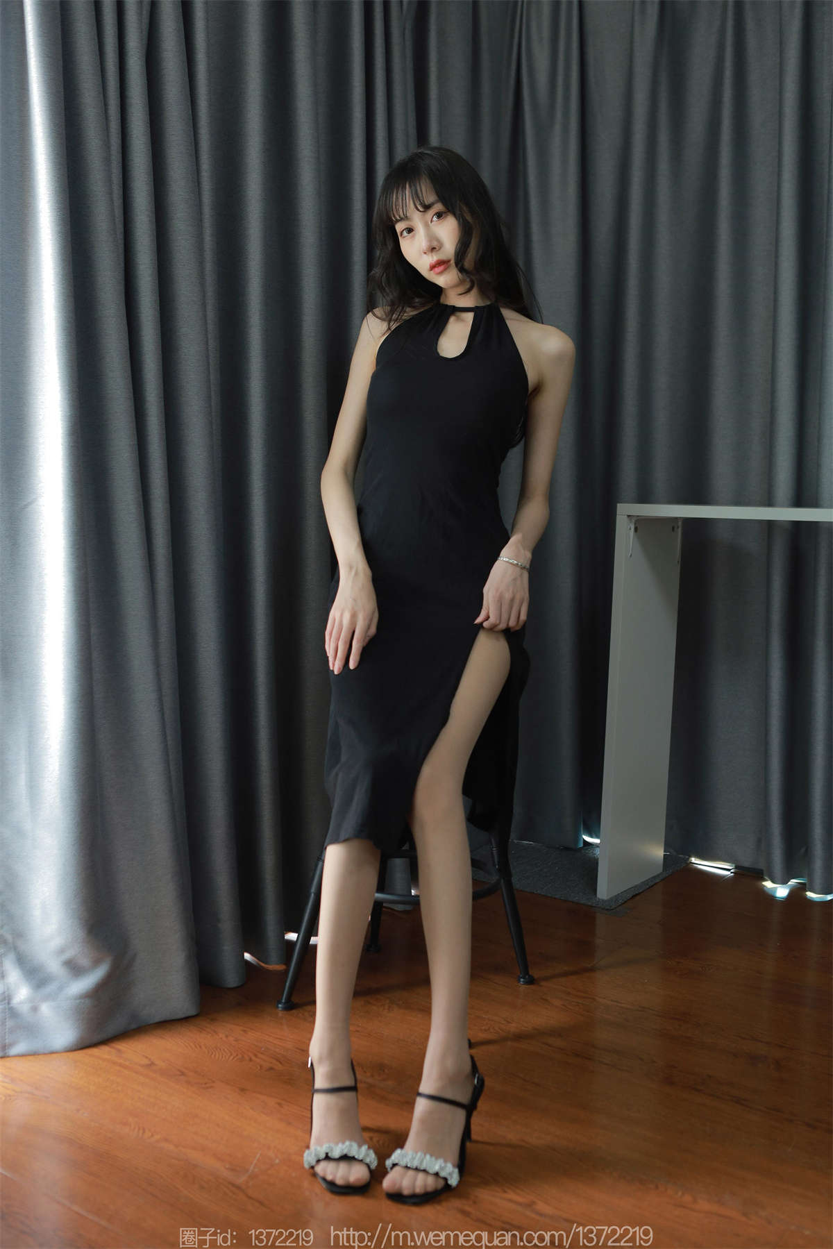 IESS异思趣向 2023.07.16 丝享家1481：团团 灵动脚步-日更街拍