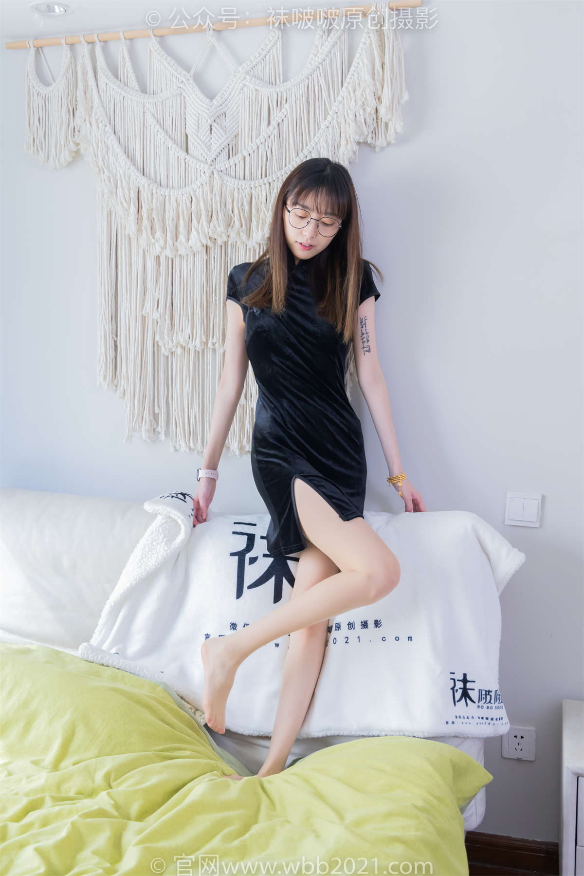 图片[2]-袜啵啵 No.482 稚予-高跟鞋、厚黑丝大腿袜、肉丝（脚尖微加固款）、旗袍 花絮版-日更街拍