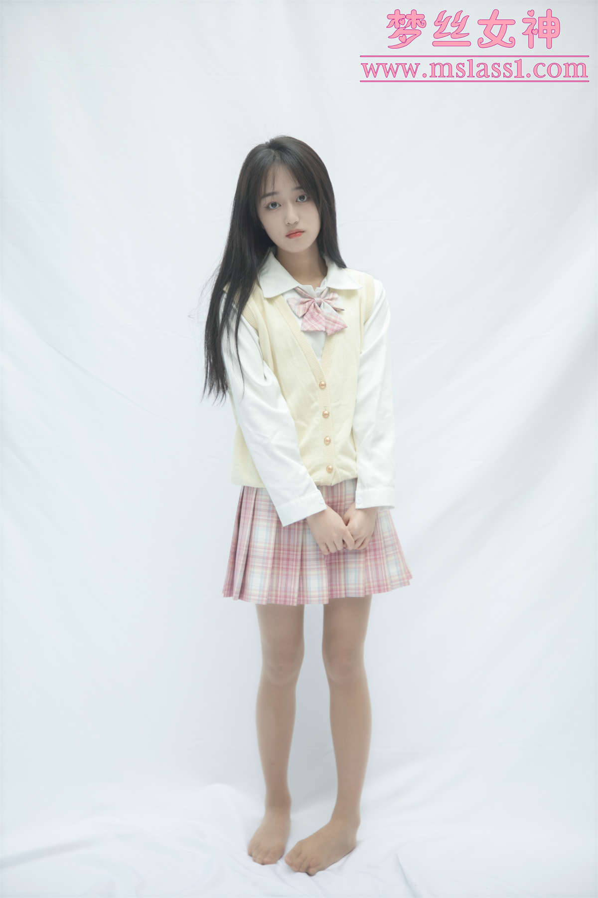 MSLASS梦丝女神 2021.06.21 小JK绝世的容颜 王娇娇-日更街拍