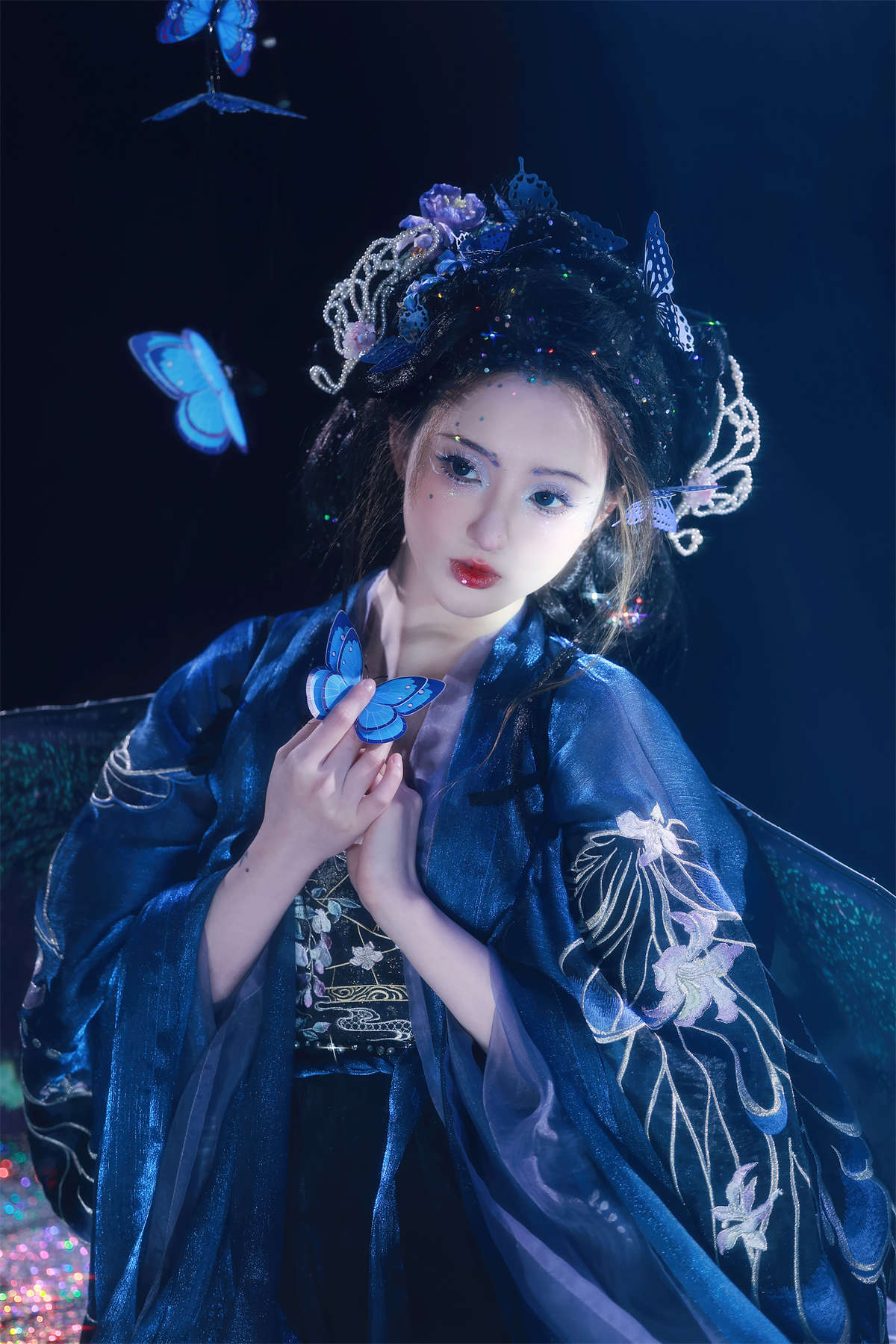 YITUYU艺图语 2023.01.13 万蝶振翅 天晴后的樱花花-日更街拍