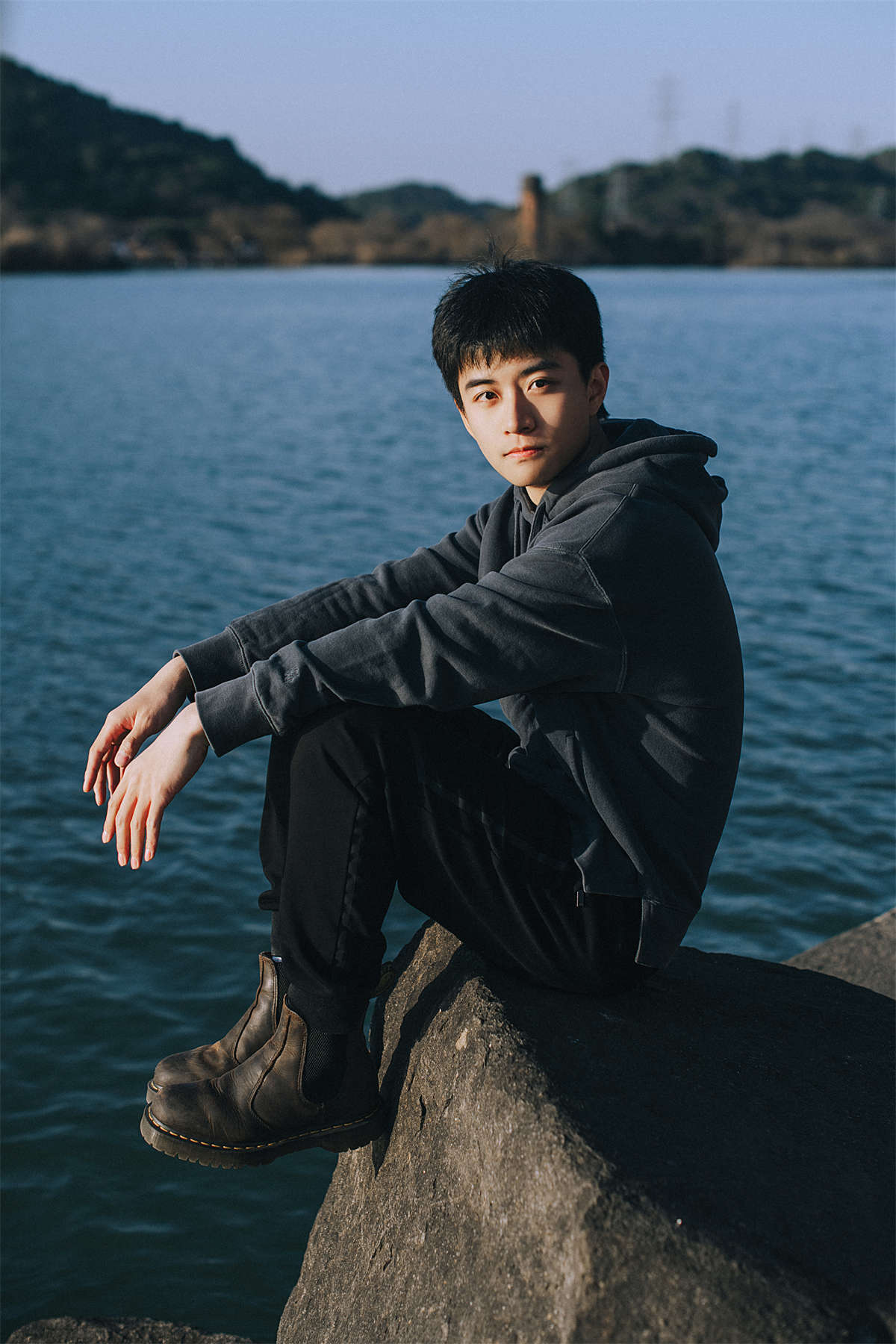 YITUYU艺图语 2023.06.03 湖边阳光少年 阿政Spike插图1