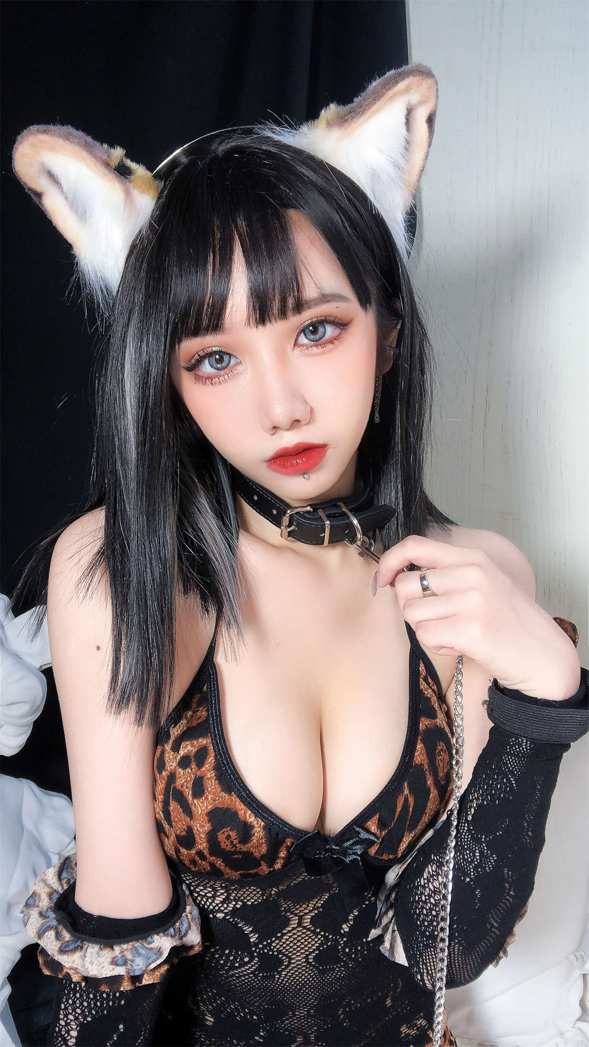 图片[2]-果咩酱w NO.022 豹女妹妹-日更街拍